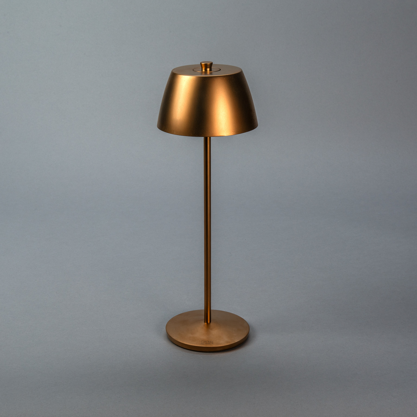 LED tafellamp Eze, mat koper, 32 cm, IP54, USB