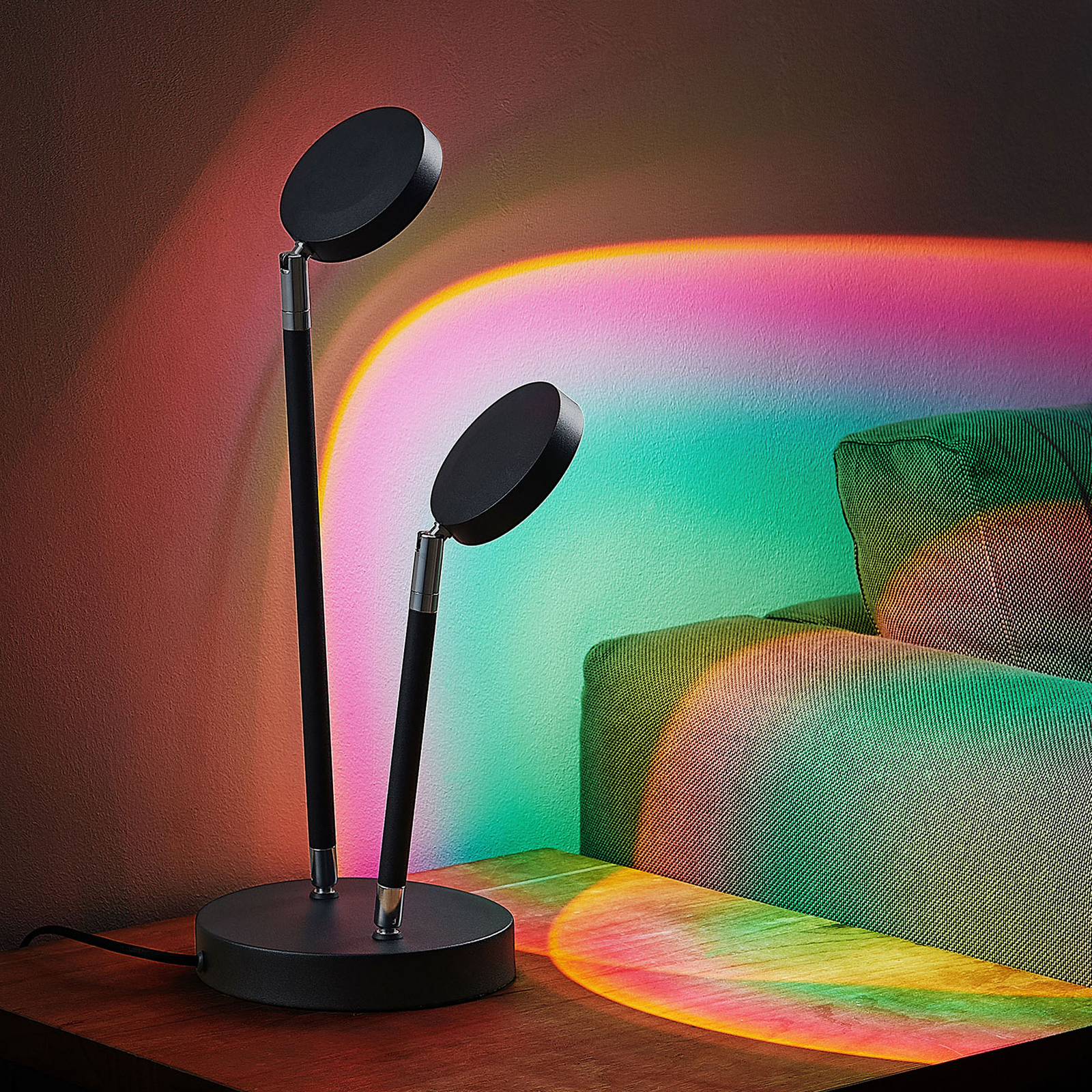 Lindby Edonita LED-bordslampa, effektiv belysning