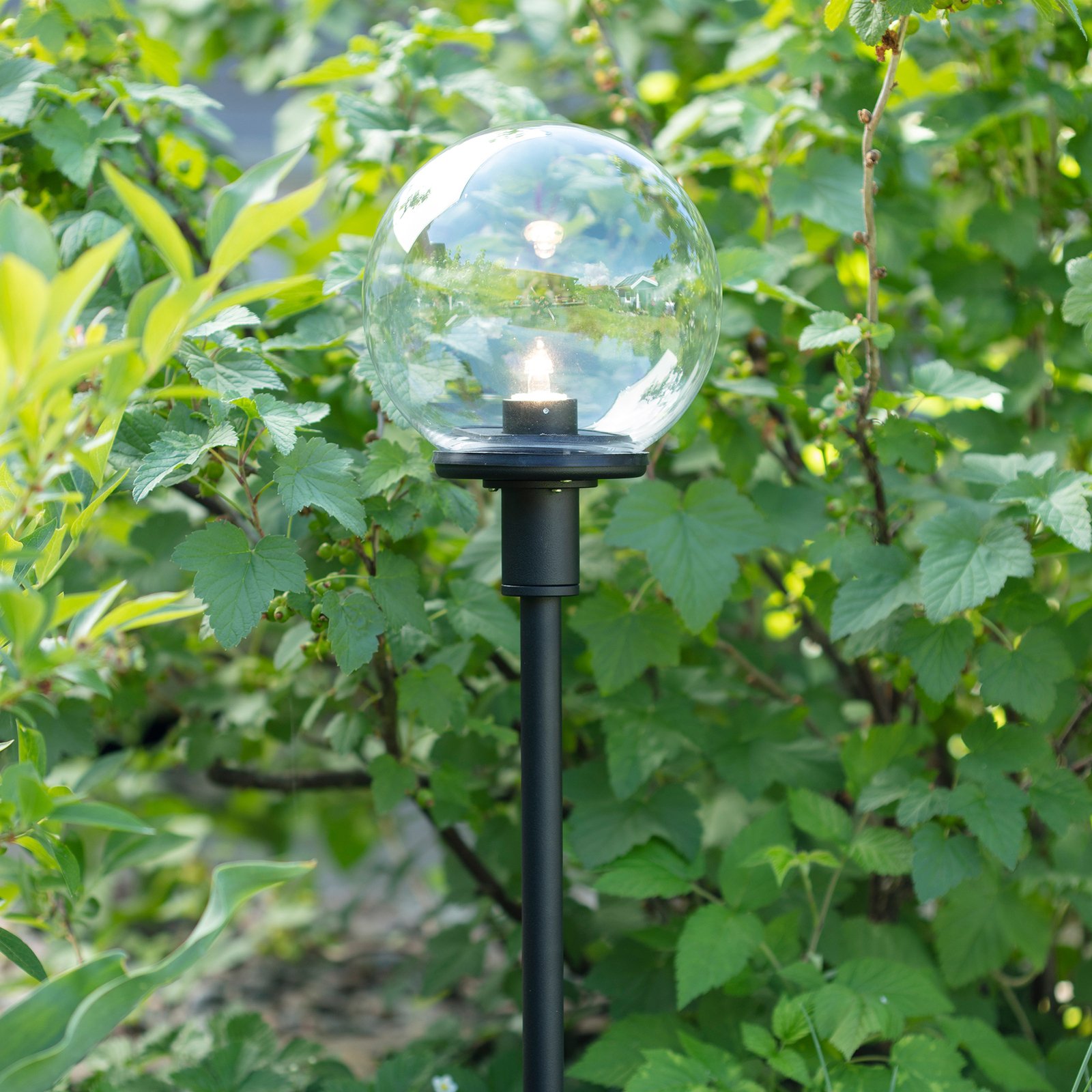 Lampione a LED da giardino 24 Sfera con paralume sferico