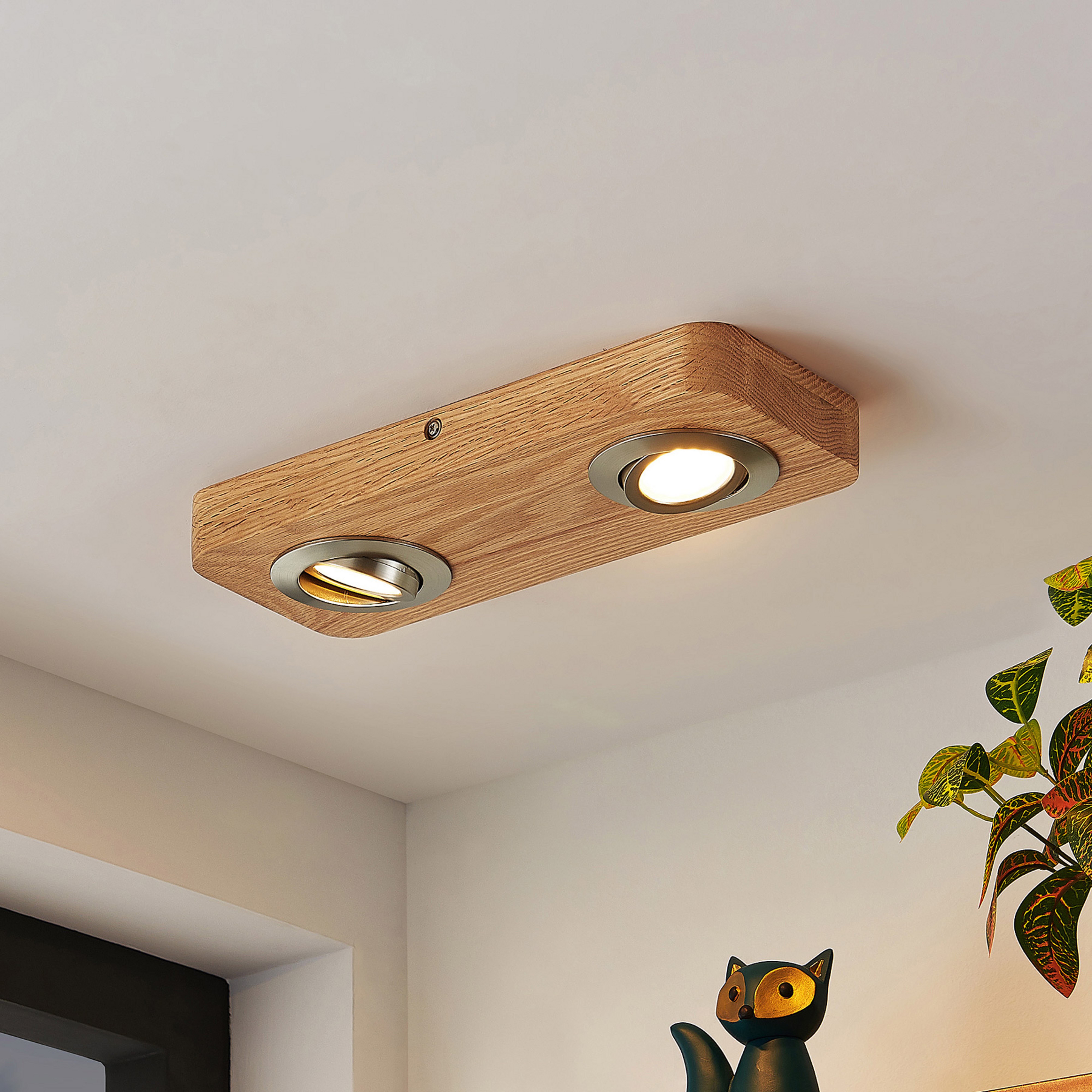 Lindby LED ceiling light Mikari, 30 cm, wood, swivelling