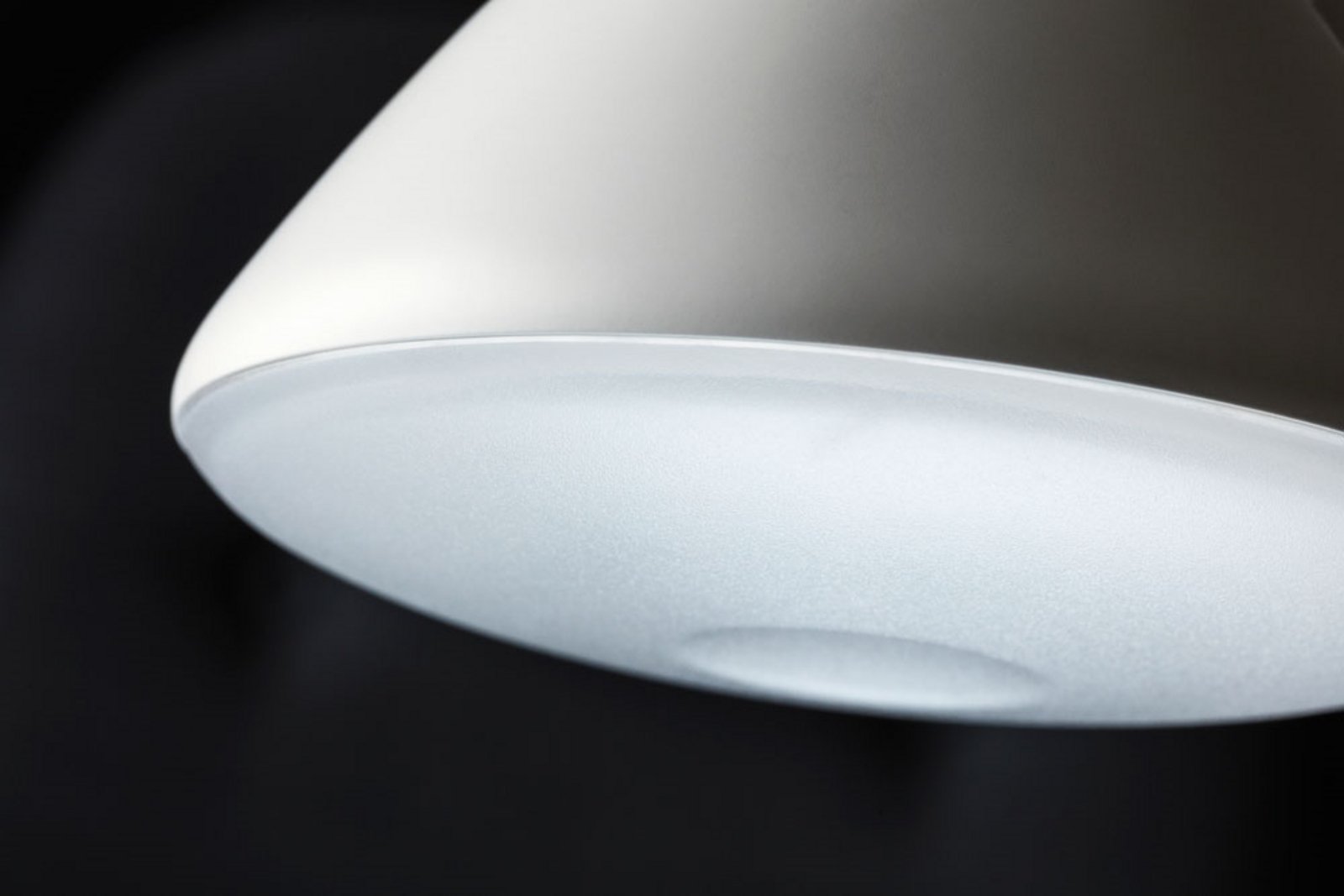 AQ01 Lampă de Masă Matte White - Fritz Hansen