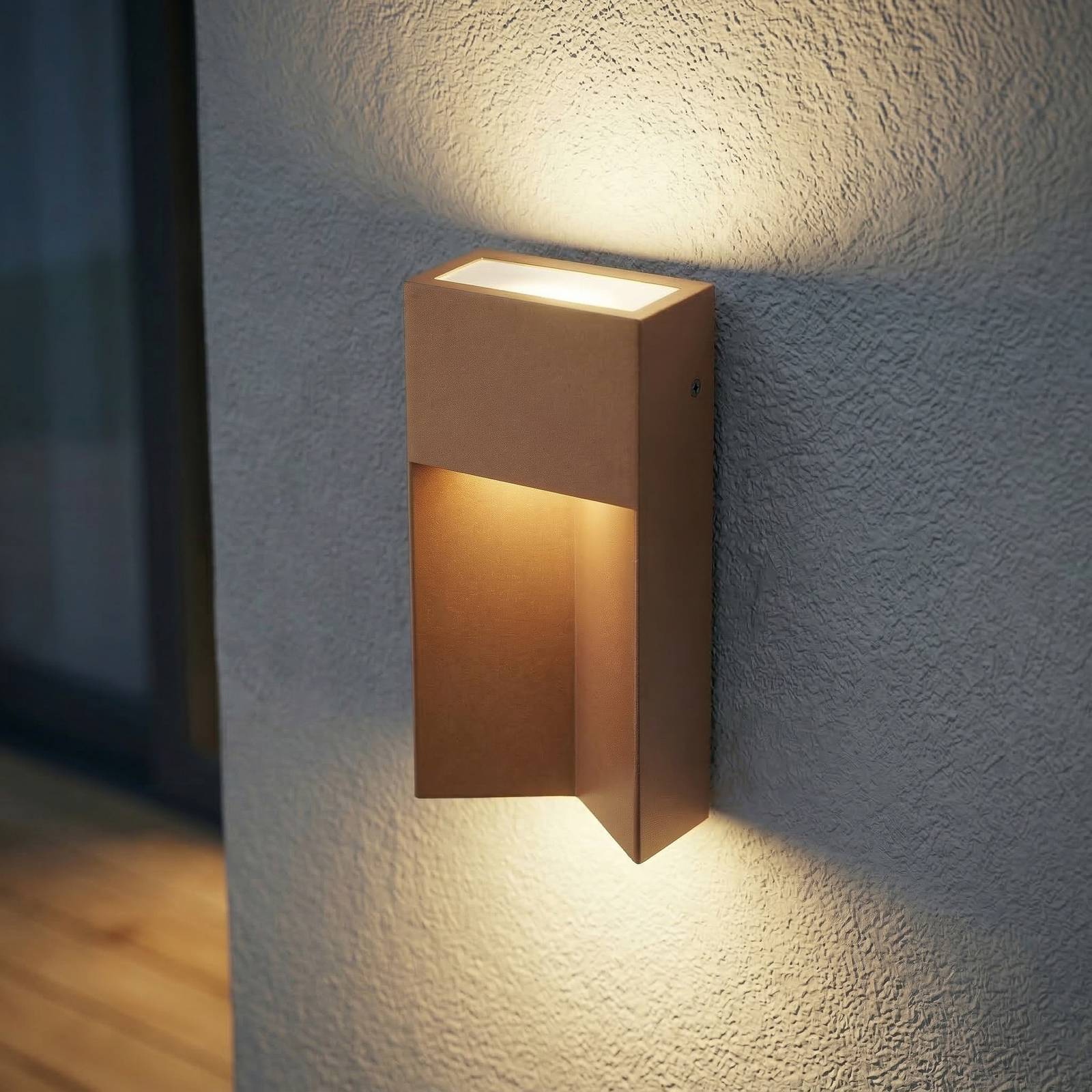 Lucande Venkovní nástěnné LED svítidlo Lucande Kaholo, hnědé, CCT, IP44