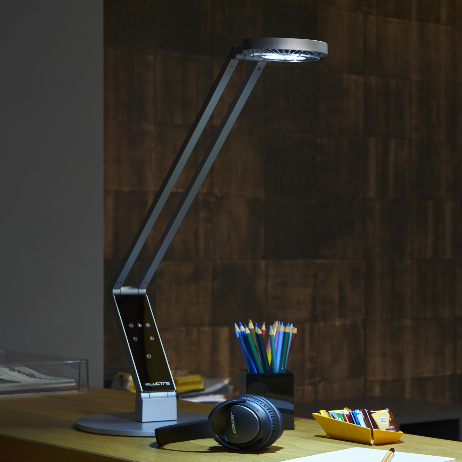 Luctra Table Radial LED-Tischleuchte Fuß
