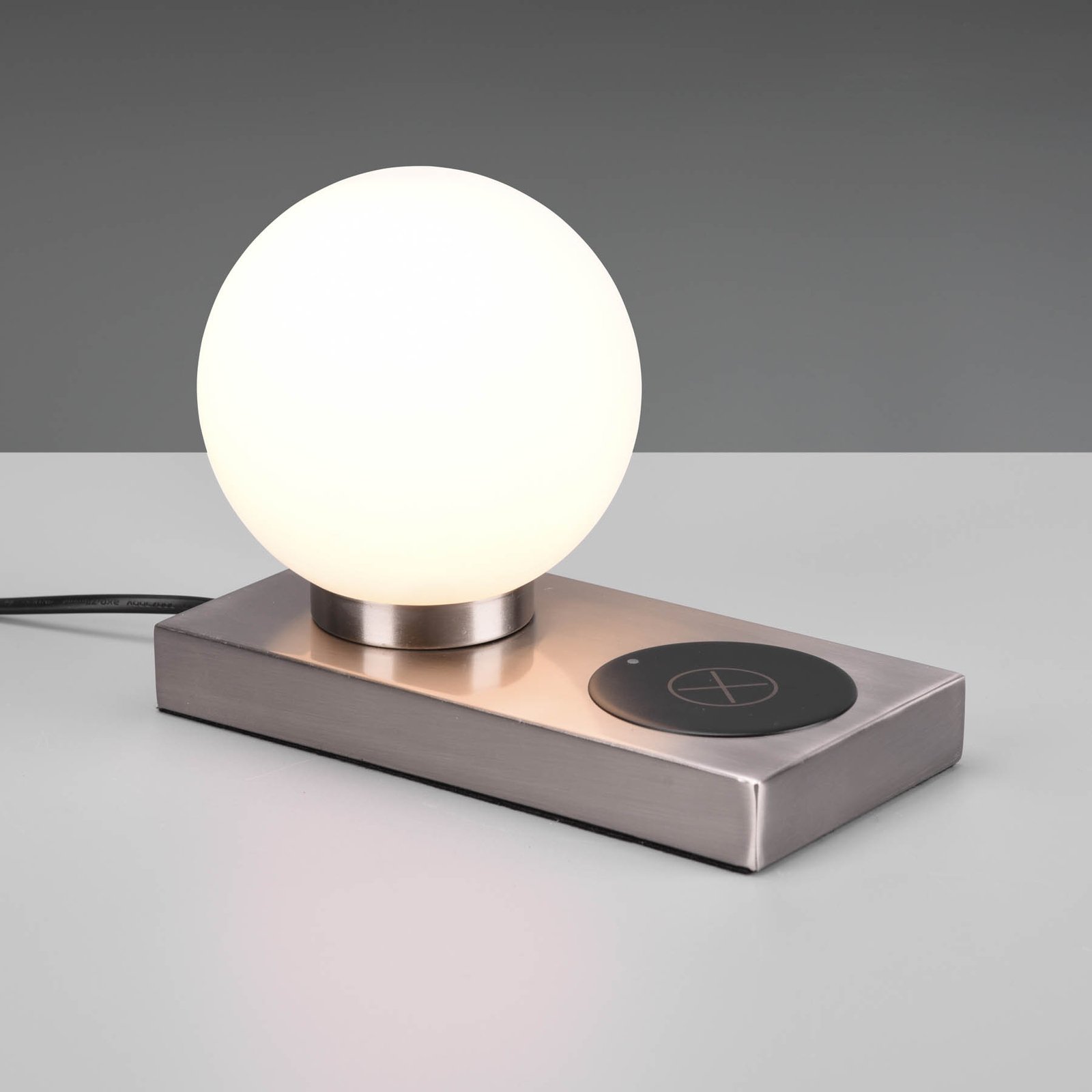Chloe table lamp with a charging station