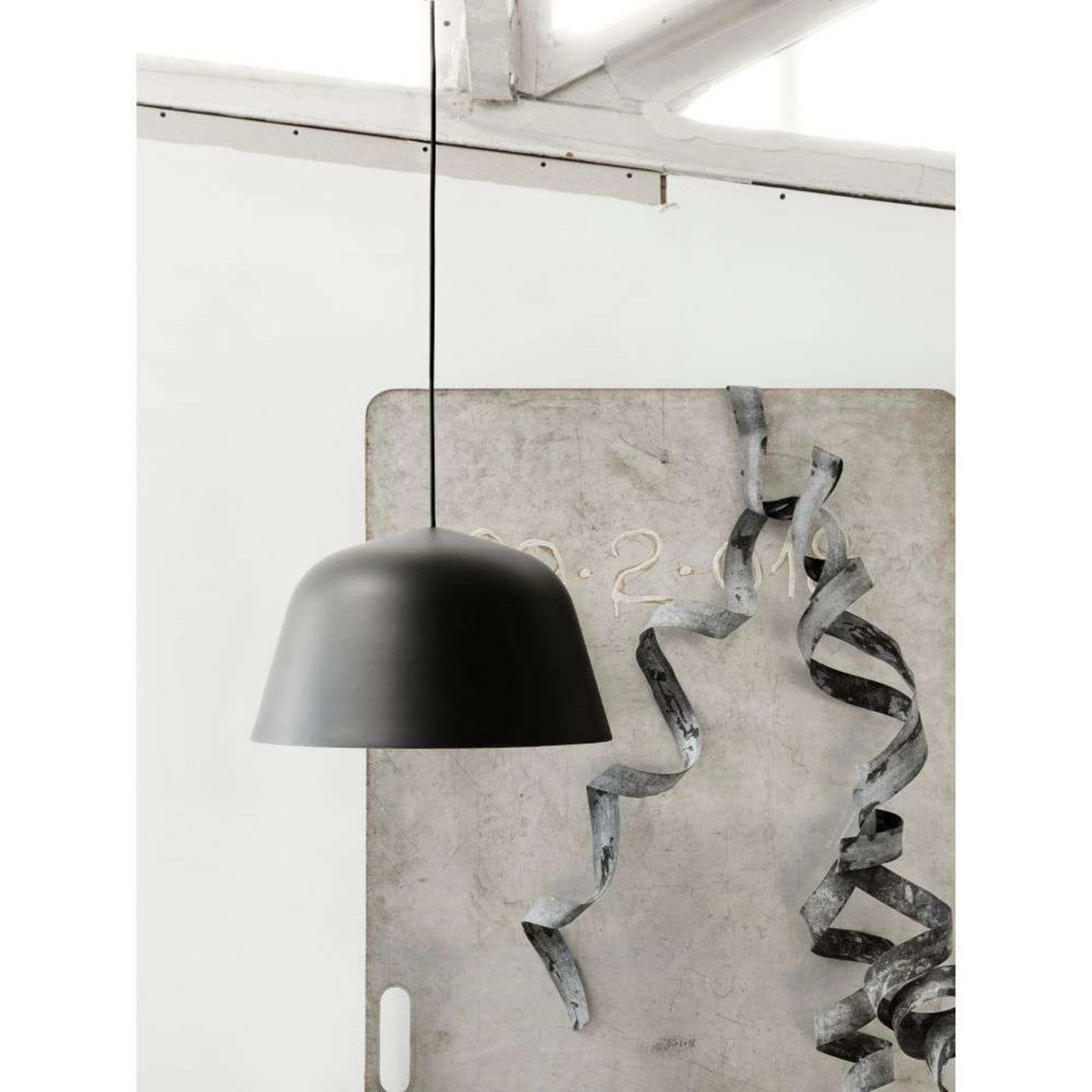 Ambit Pendel Ø55 Sort Muuto - Aluminium