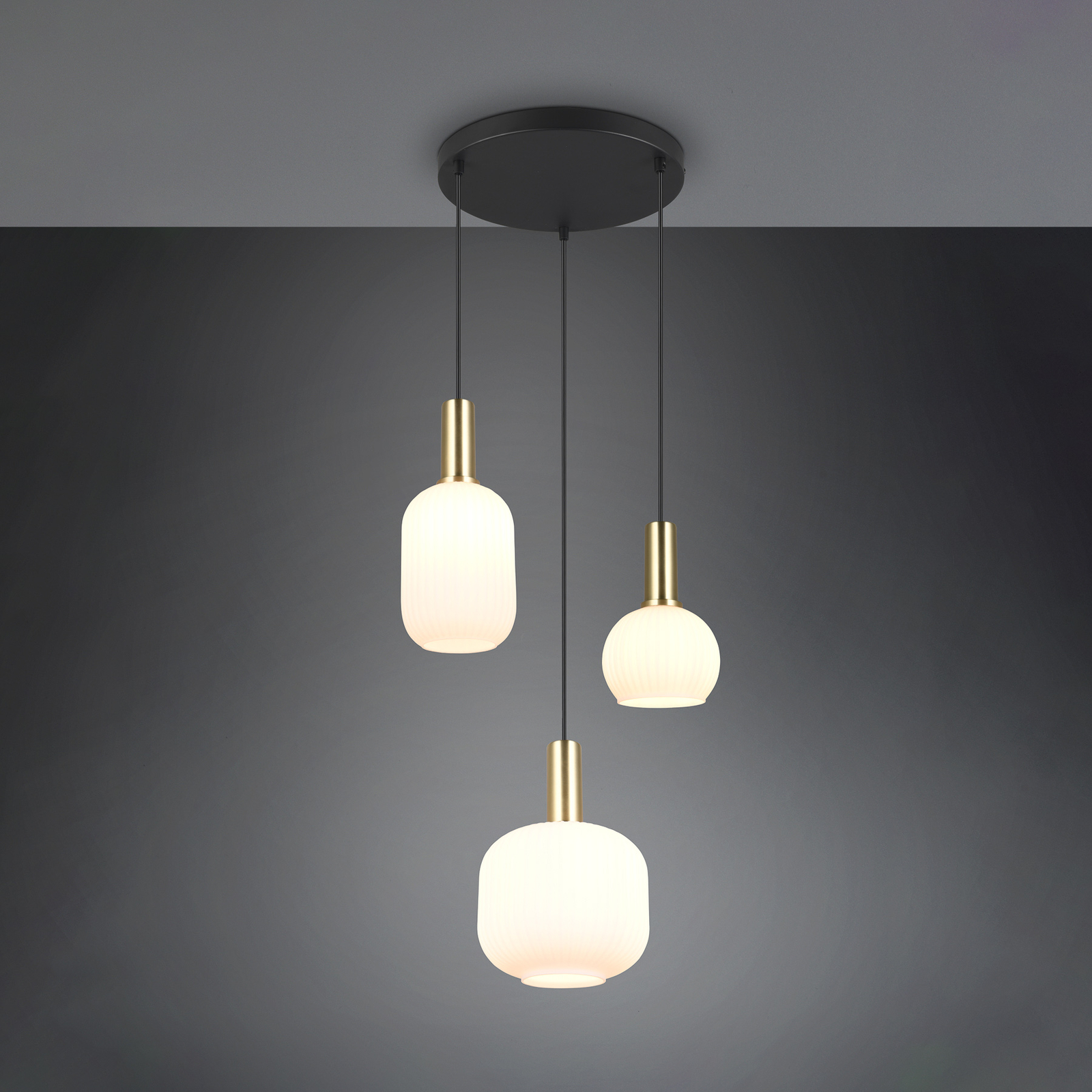 Suspension Diva, 3 lampes, laiton, opale, verre, métal