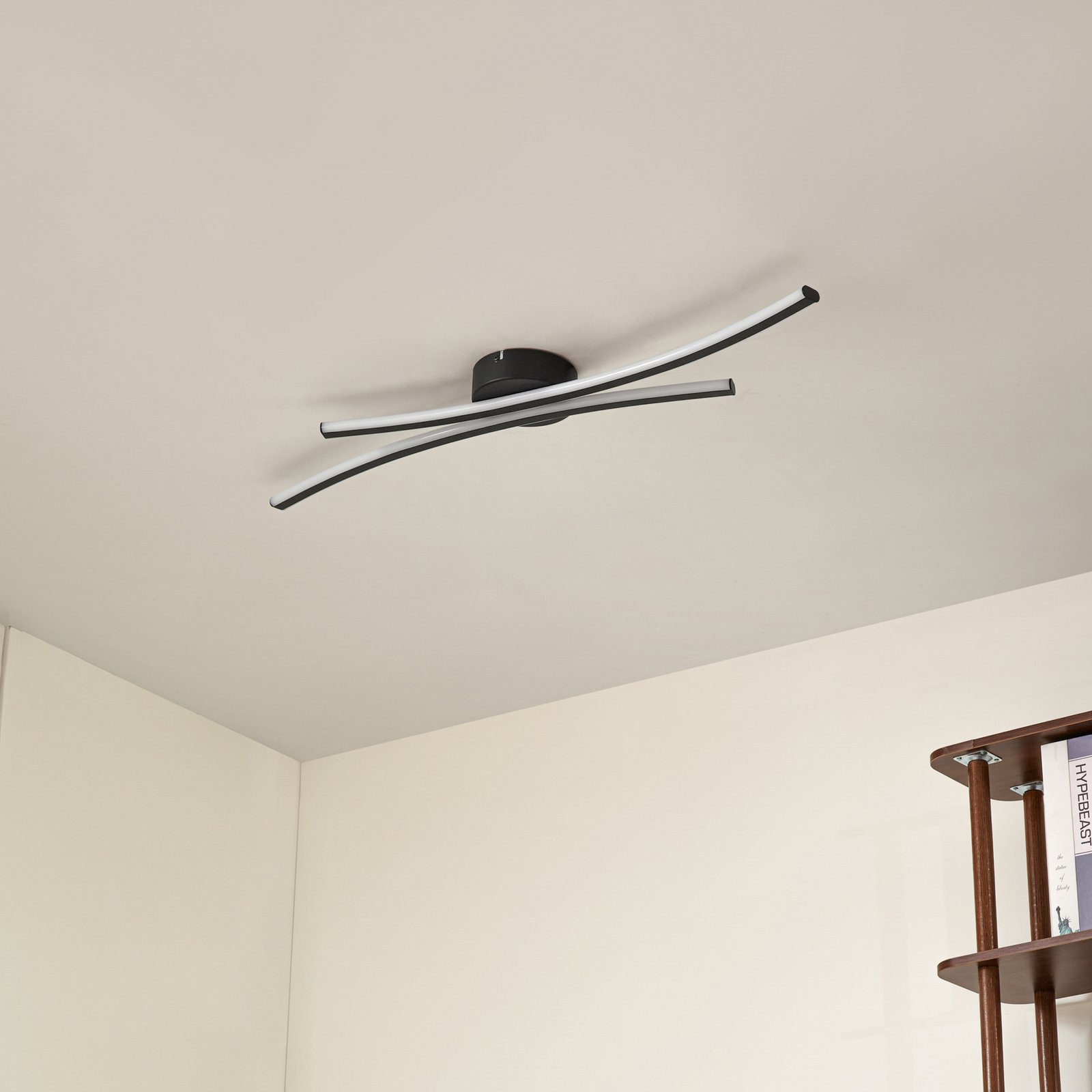 Lindby LED-Deckenleuchte Ravion, 90 cm, schwarz, 3.000 K