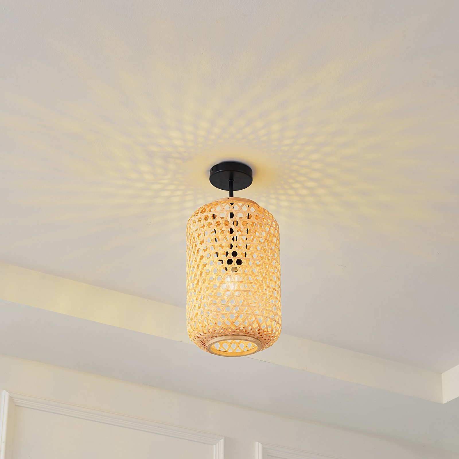 Lucande ceiling light Jorick, 1-bulb, Ø 24.5 cm, bamboo