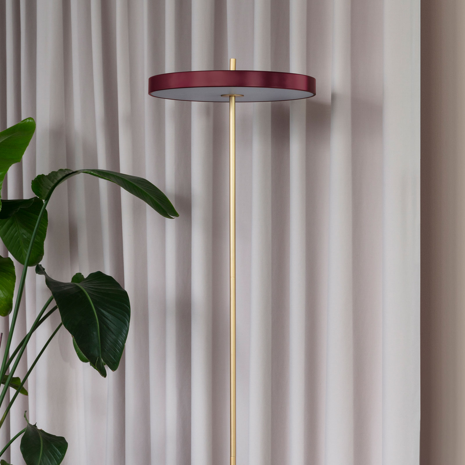 UMAGE Asteria Floor LED-Stehlampe