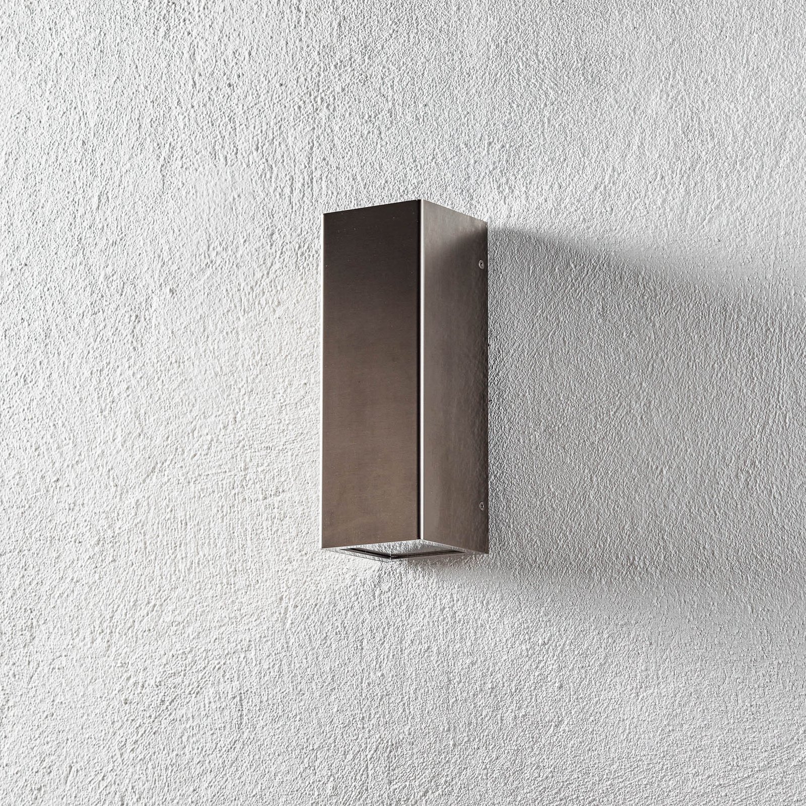The Senta - a high-quality outdoor wall light
