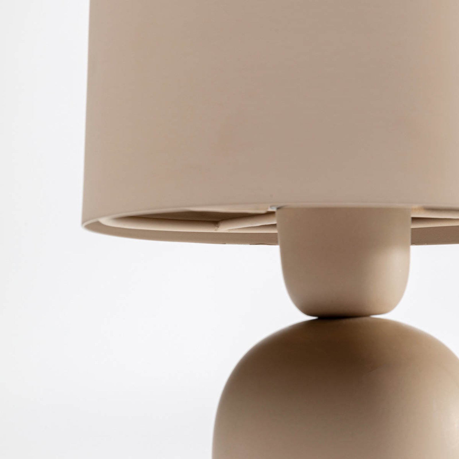 KARE Maya table lamp, beige, steel, height 39 cm