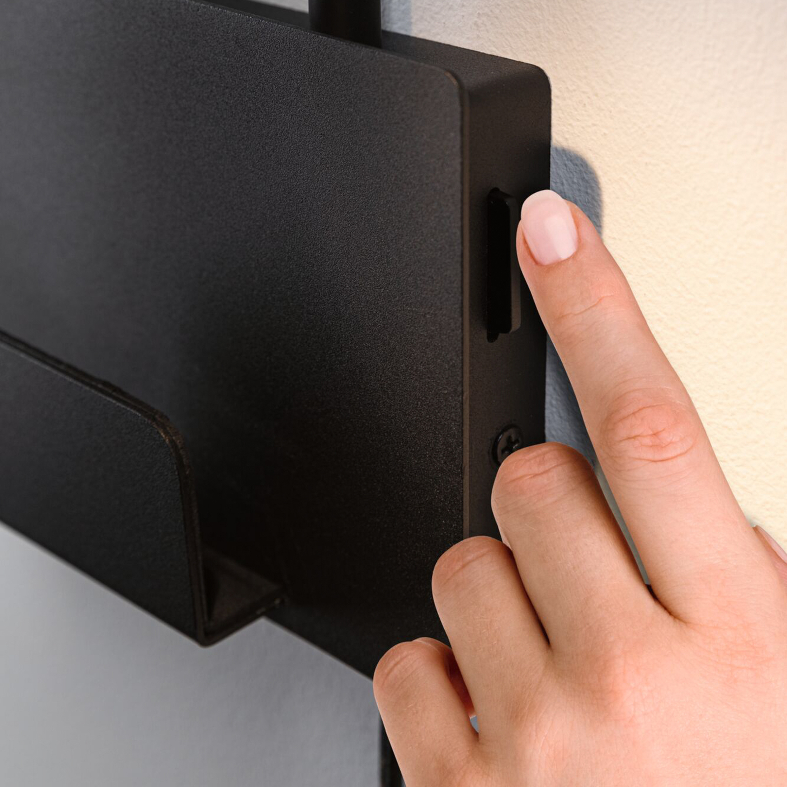 Halina LED Vägglampa USB C Matt Svart - Paulmann
