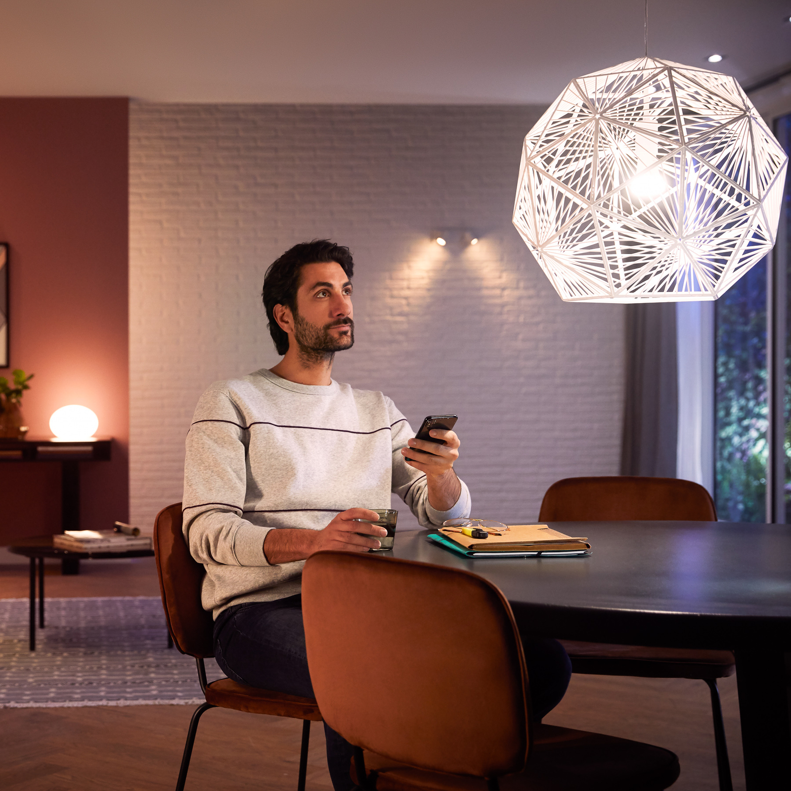 Philips Hue White 9 W E27 LED-pære, 2-er-sett