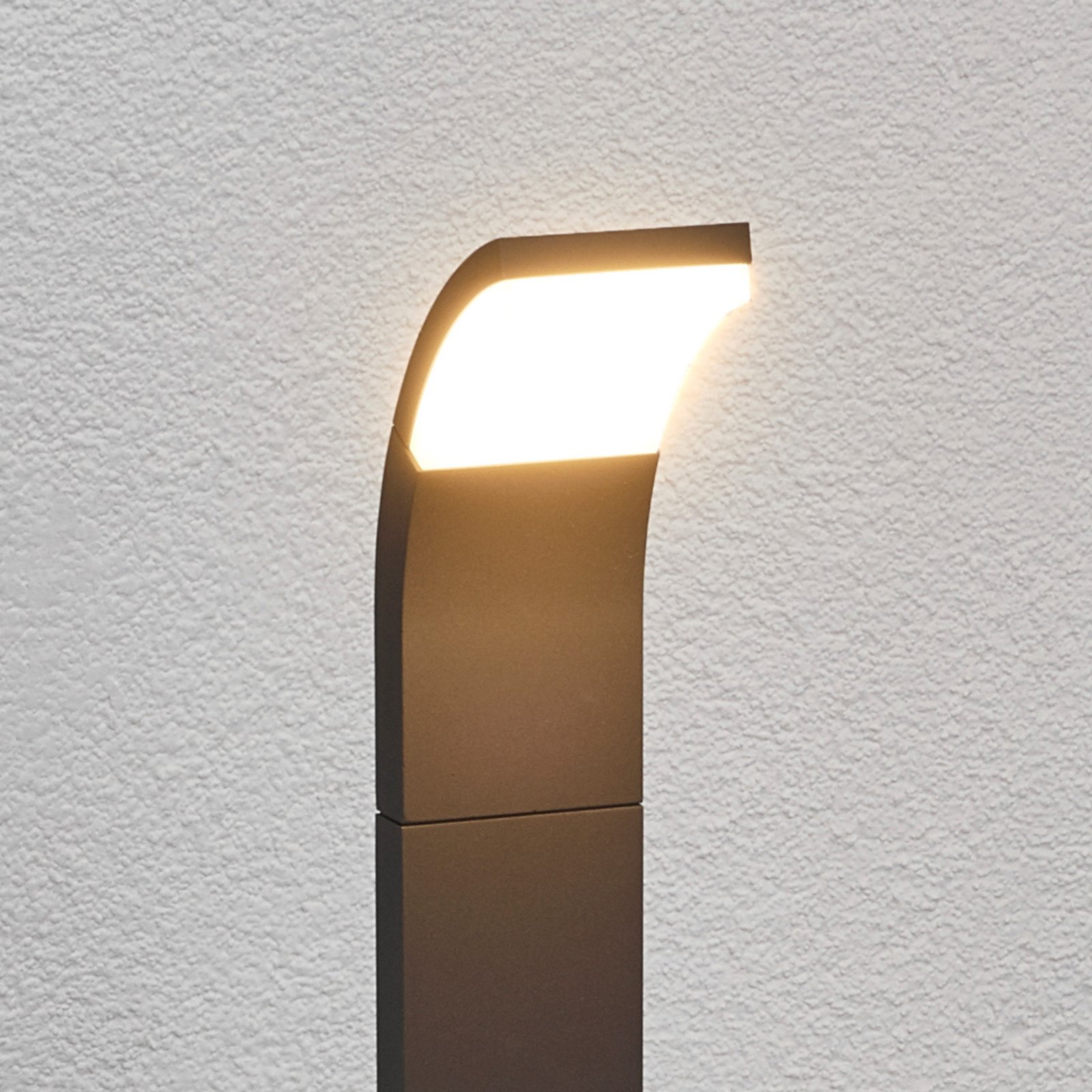 Timm Outdoor Garden Lamp H100 Graphite - Lucande