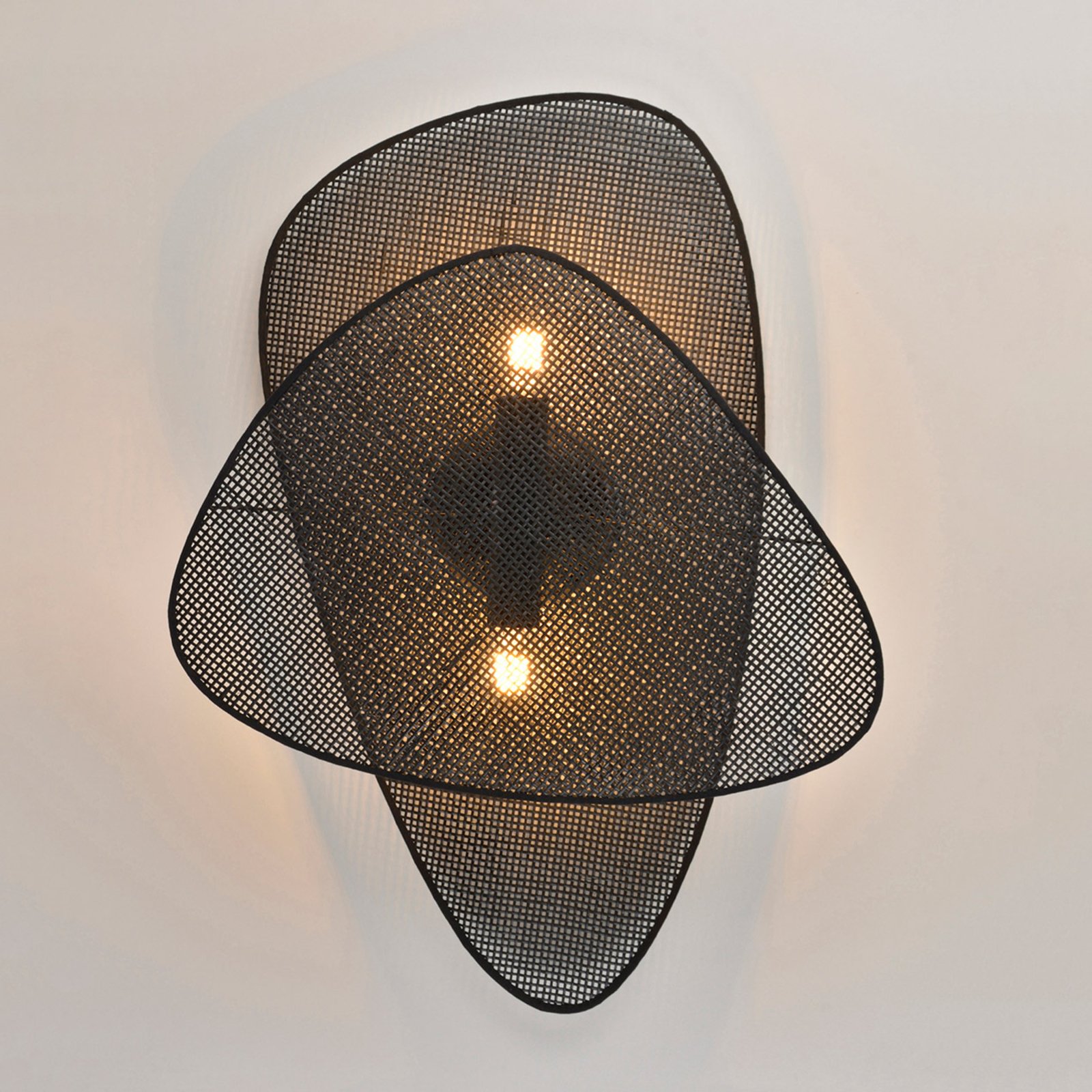 Wandlampe Screen, 77 cm hoch, schwarz, Rattan - MARKET SET Wandlampe Screen, 77 cm hoch, schwarz, Rattan - MARKET SET