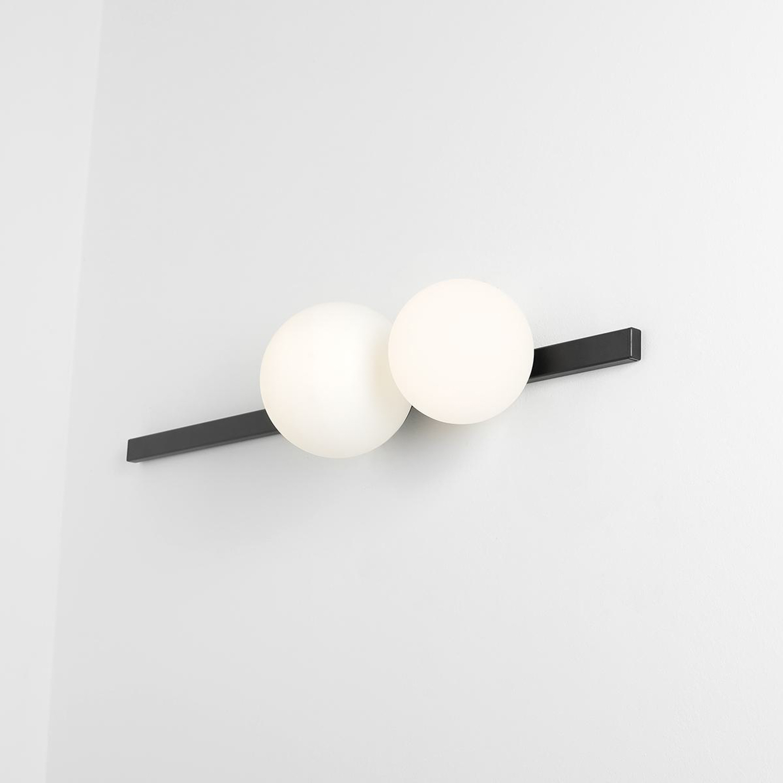 Garda 2 wall light, black, metal, glass, 2-bulb