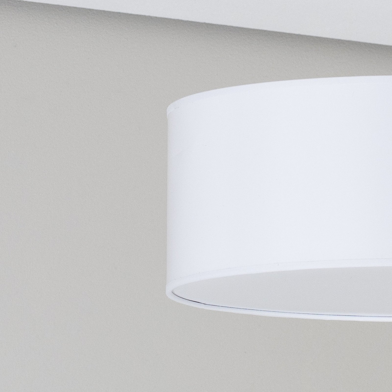 Ceiling light Oja, white/chrome, textile, Ø 40 cm