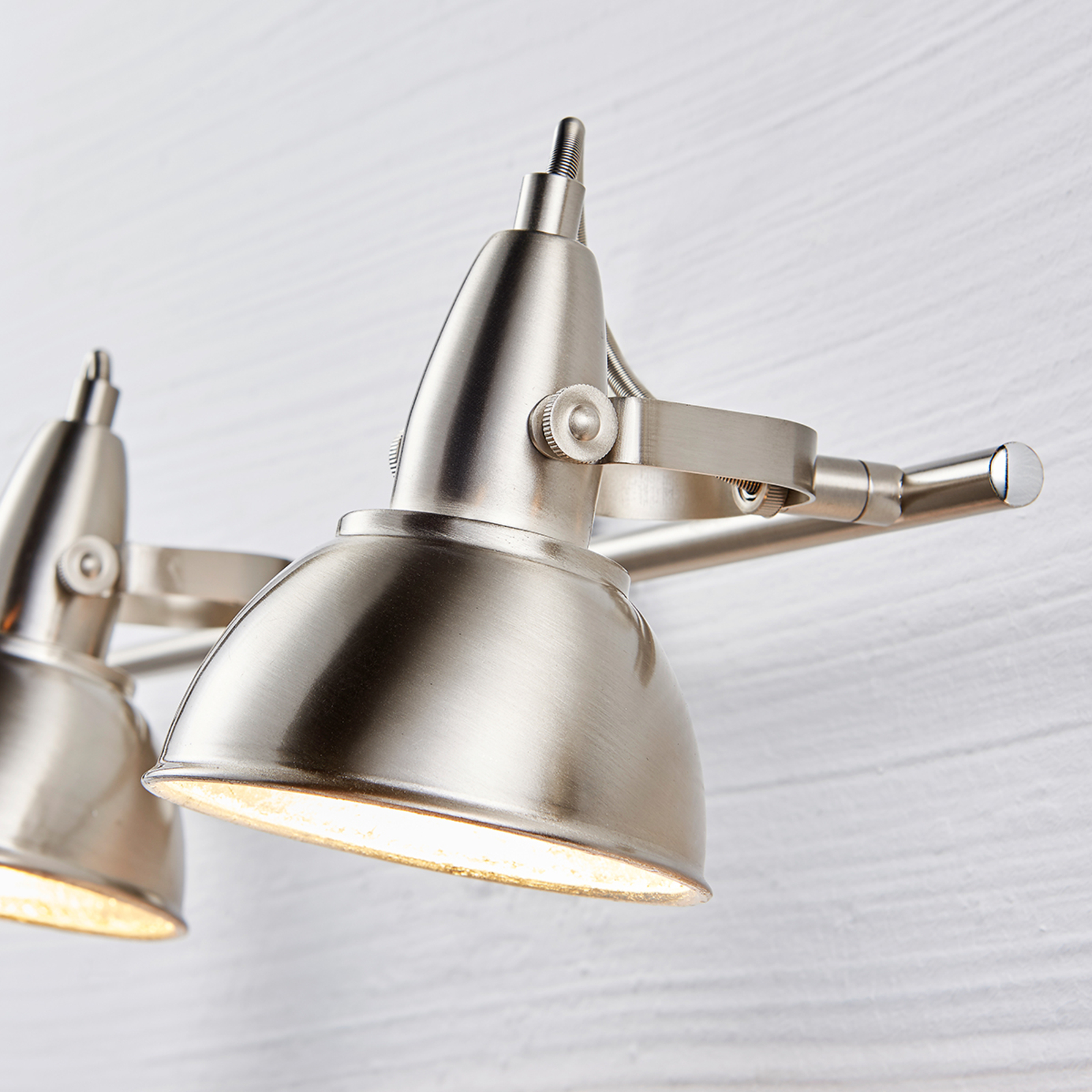 Deckenlampe Julin mit drei Schirmen in Nickel