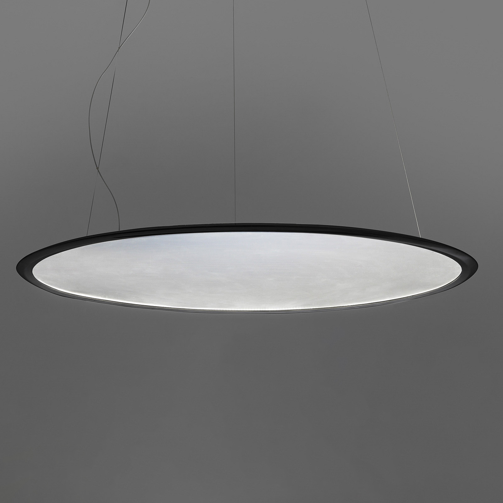 Artemide Discovery pendant light horizontal black