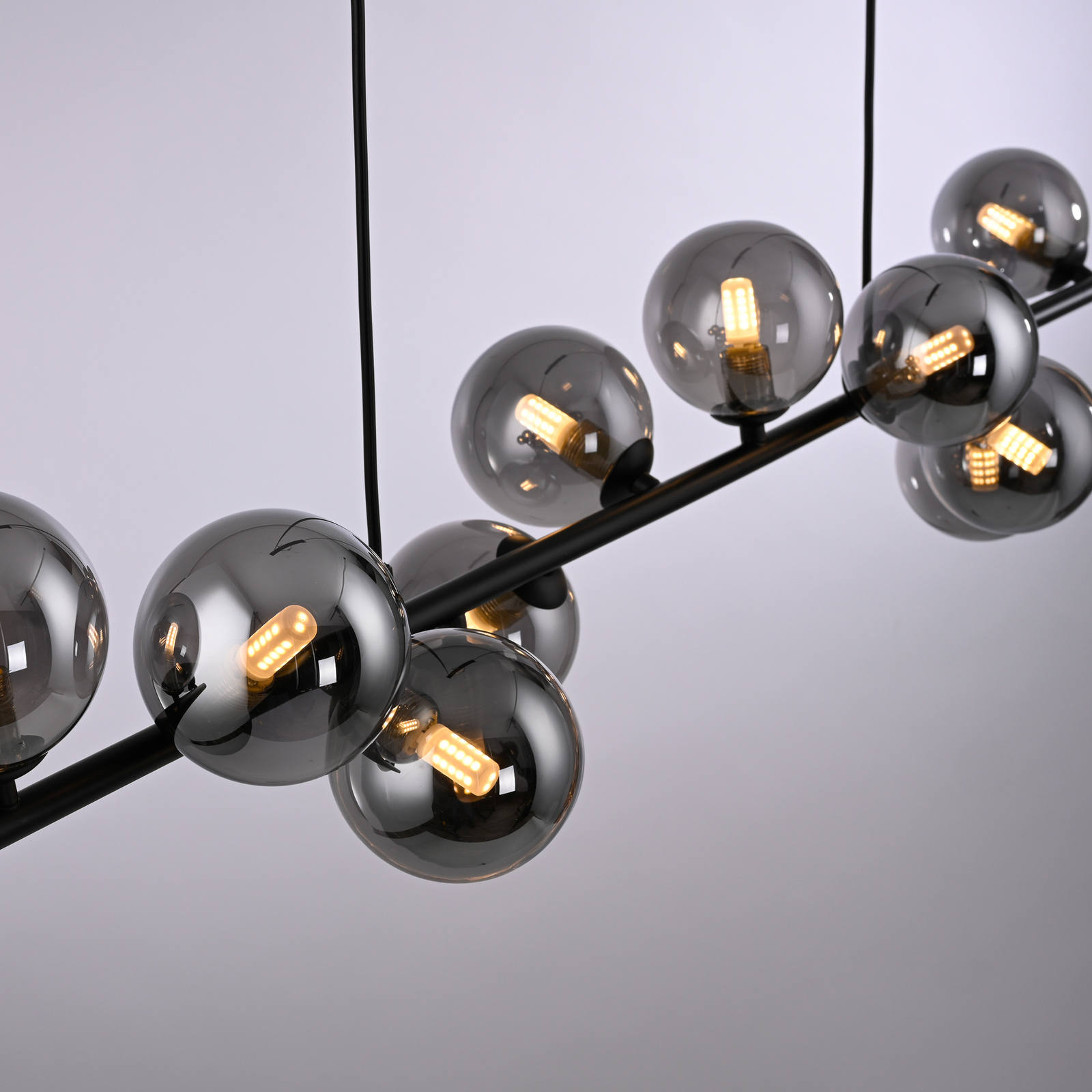 Schöner Wohnen viseča svetilka Dubai, dimno steklo, 13-žarnicna, G9 Schöner Wohnen viseča svetilka Dubai, dimno steklo, 13-žarnicna, G9