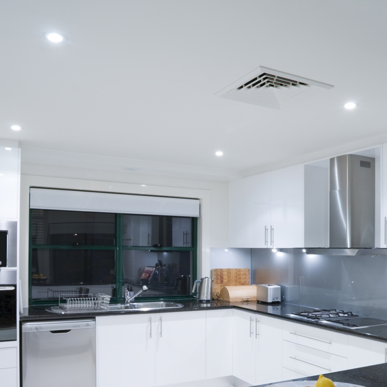 THE LIGHT GROUP SLC One 360° LED downlight dim-to-warm white, for Living / Dining Room, aluminium, 6 W, energy efficiency: A+