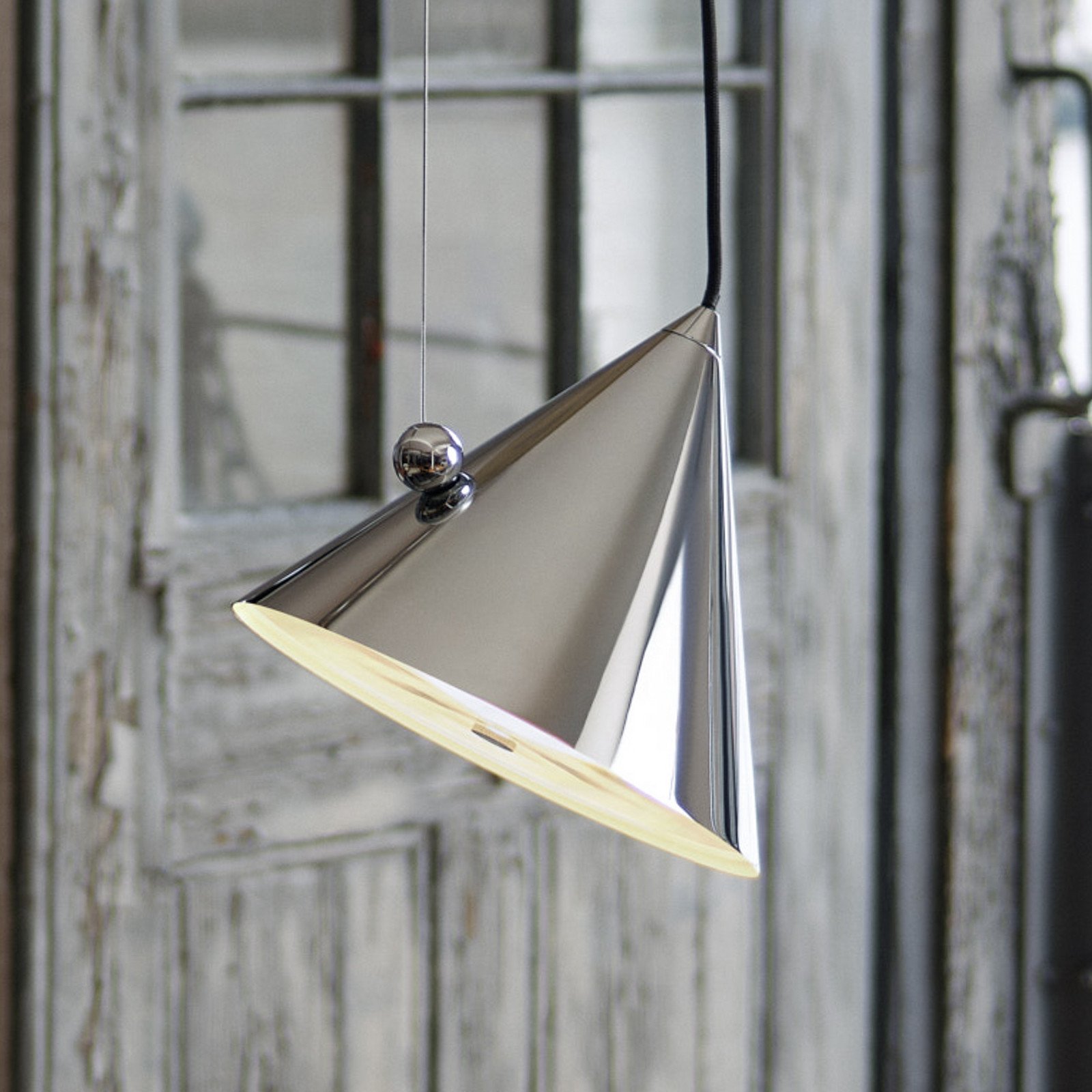 Lampă suspendată LED Pose de Tom Dixon argintiu Ø 25 cm oțel dimabil - Camera de zi / sufragerie - Design - Metal