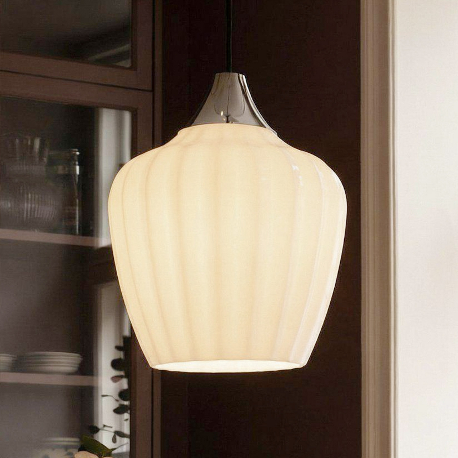 Ripplamp Amalfi, opaalvalge, Ø 25 cm, klaas, E27, pistik Ripplamp Amalfi, opaalvalge, Ø 25 cm, klaas, E27, pistik