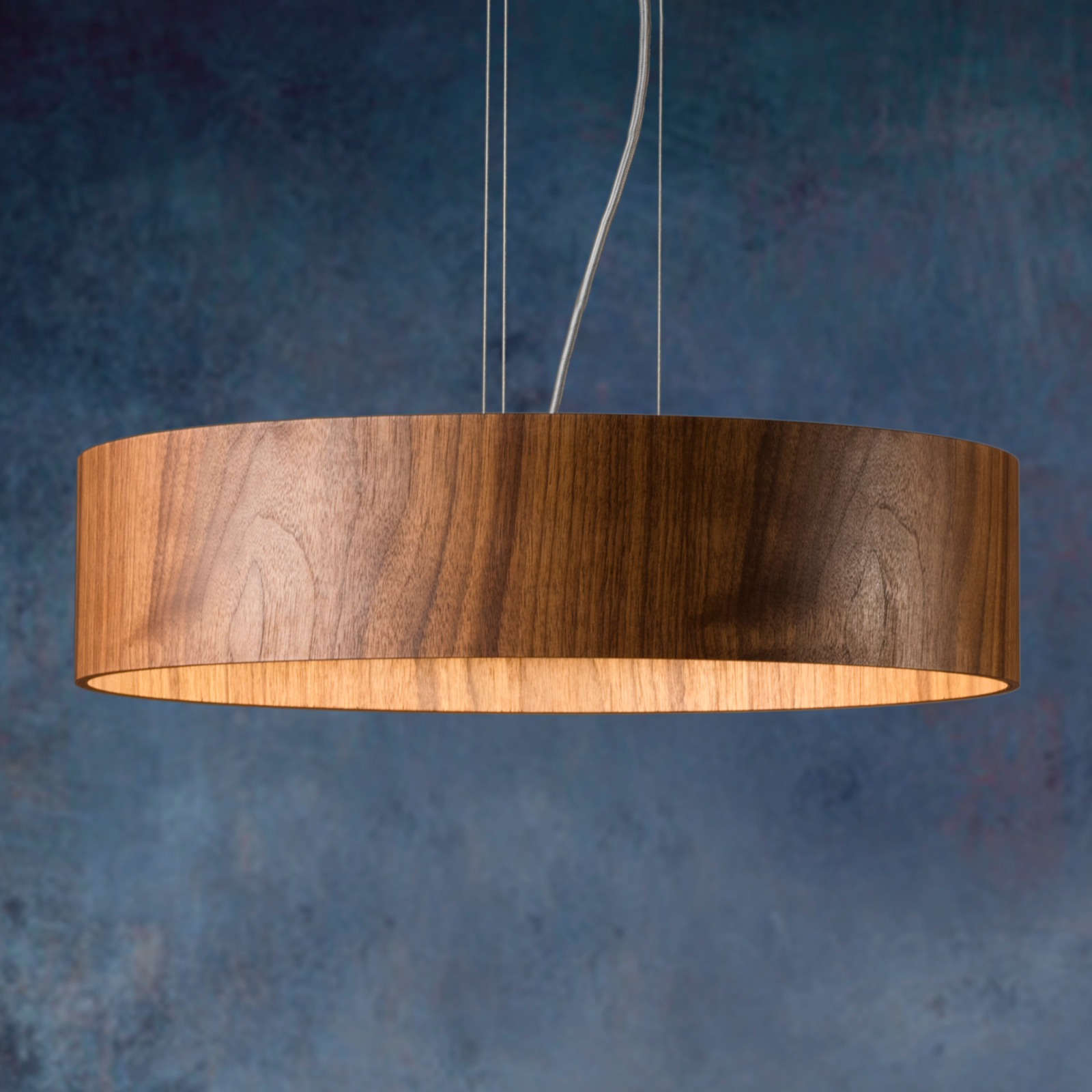 Domus Pendellampe Lara Wood, n?ttetre, med LED-lys - dimbar - skandinavisk takpendel Stue / spisestue - n?ttetre, plast, tekstil