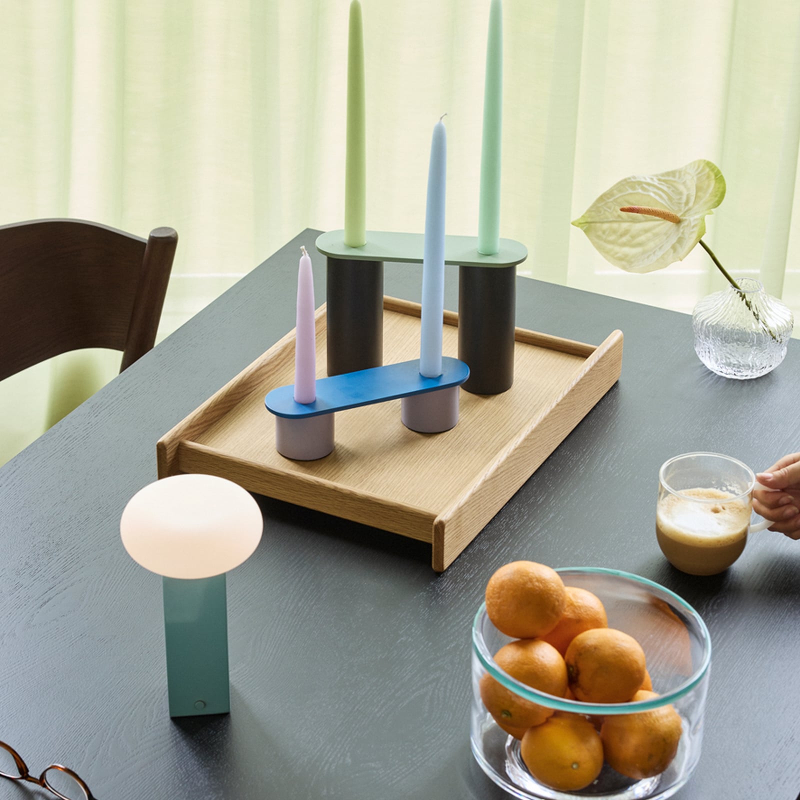 Vassoio Less in rovere chiaro, lunghezza 42 cm - Hübsch