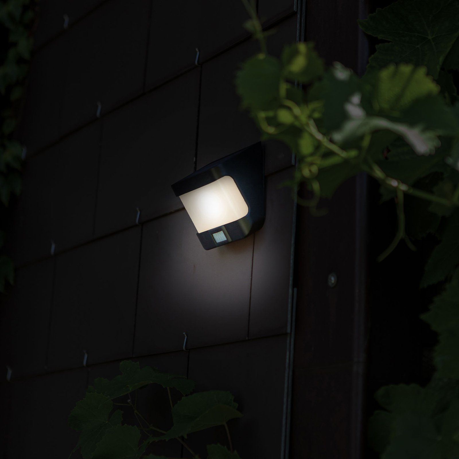 LED napelemes falilámpa Try mozgásérzékelővel