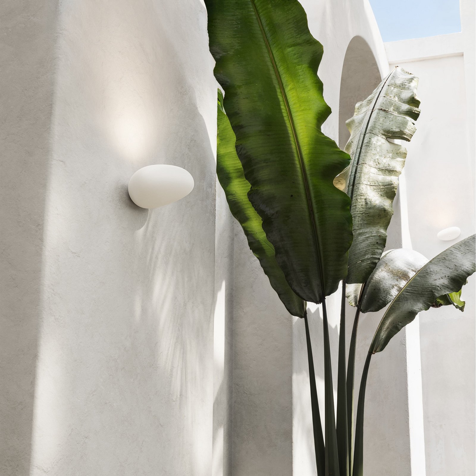 Karman LED-Außenwandlampe Flò weiß 16 x 12 cm Kunstharz IP55
