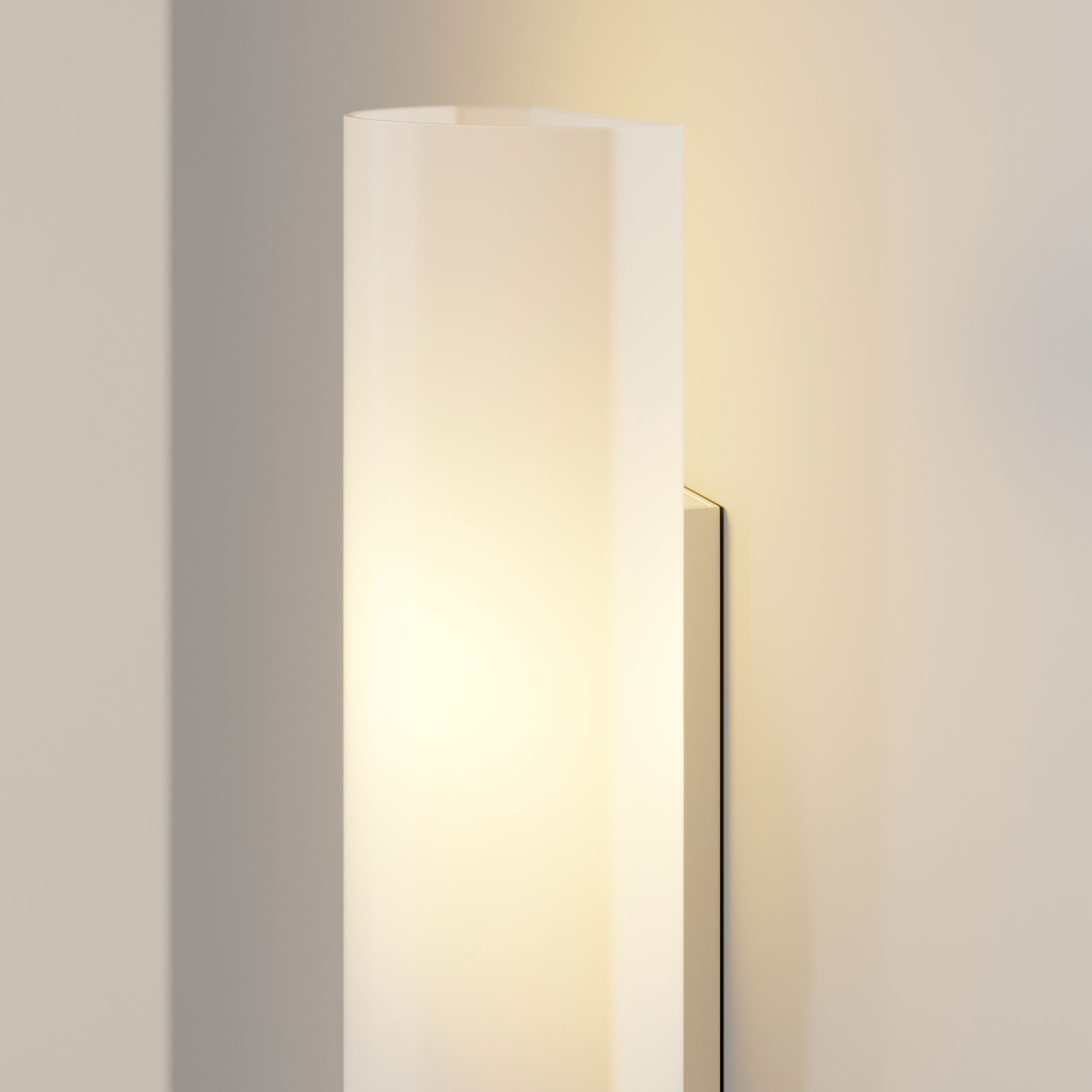 Hvid væglampe Ophelia med glas