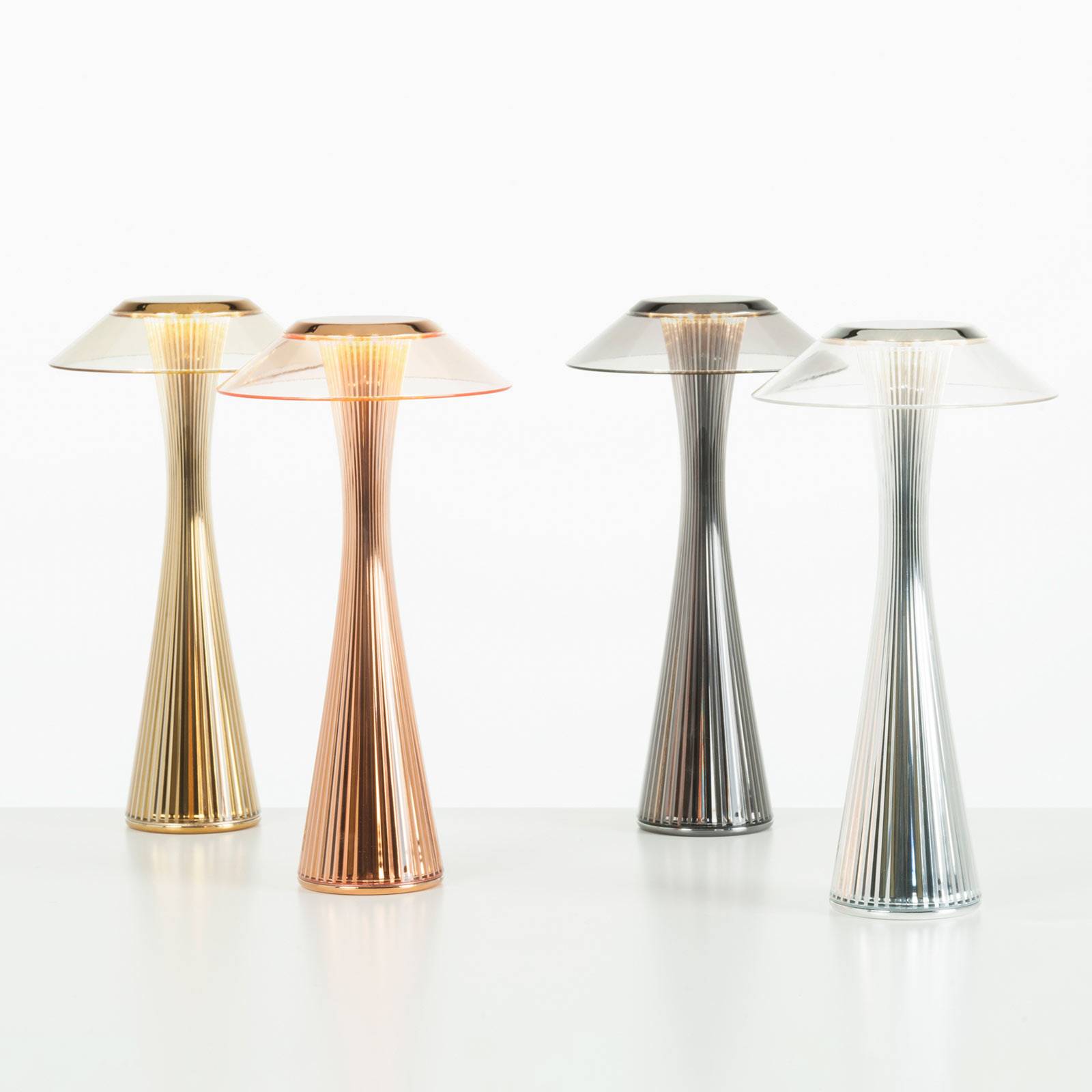 Kartell Space - lampa stołowa LED, złota