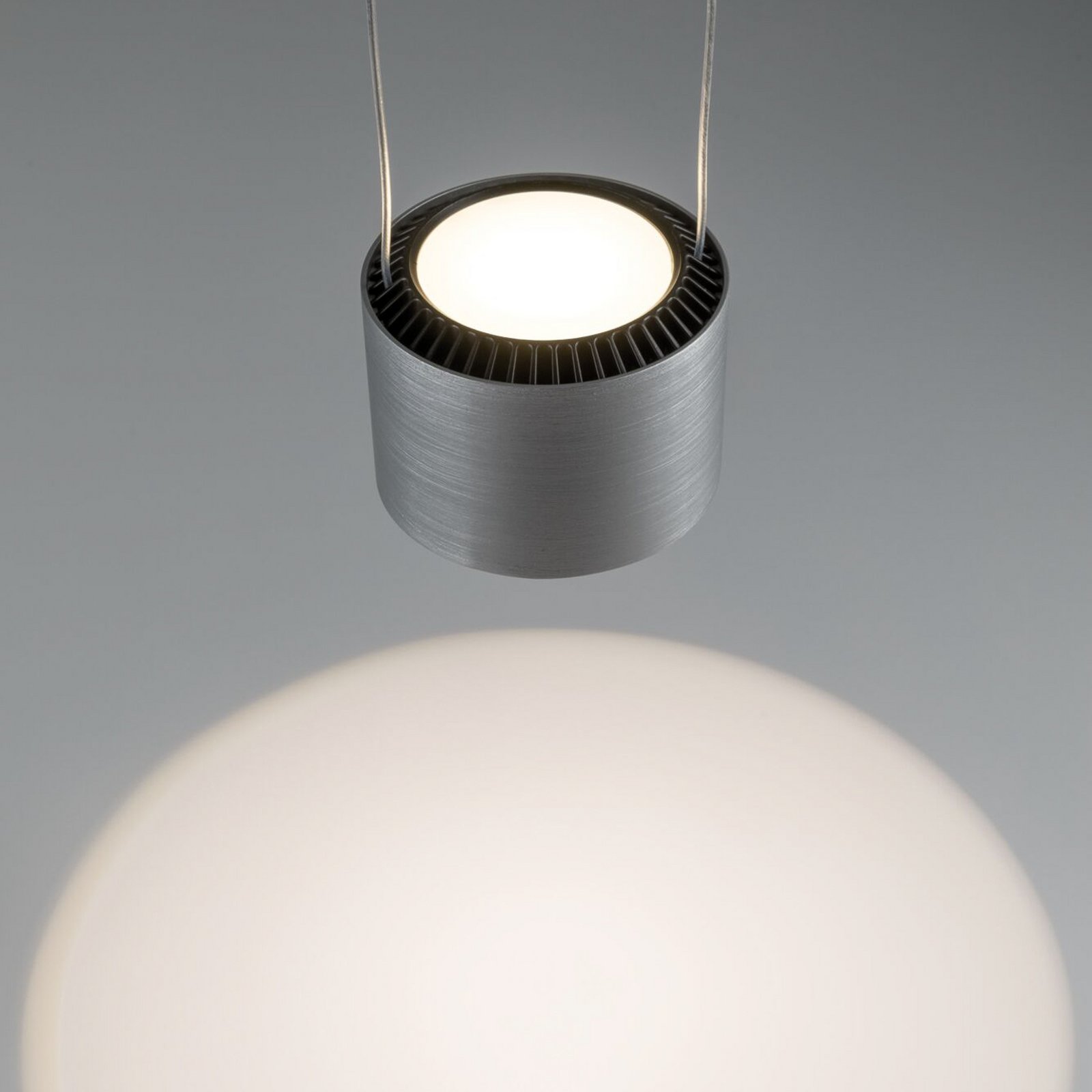 Suspension LED Paulmann Aldan, aluminium, à intensité variable, à 3 lampes. Suspension LED Paulmann Aldan, aluminium, à intensité variable, à 3 lampes.