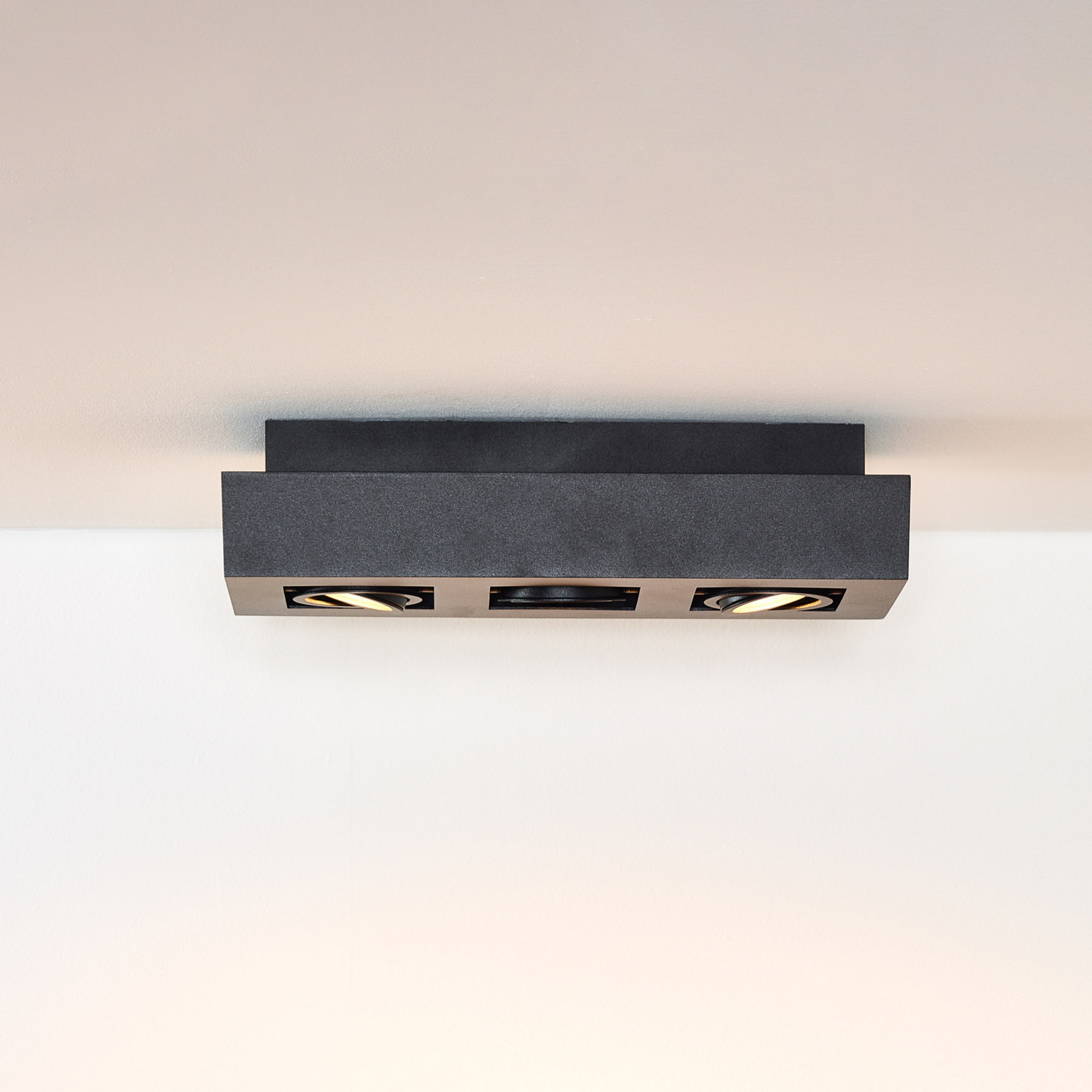 Προβολέας οροφής Xirax, τρεις λαμπτήρες, μαύρο