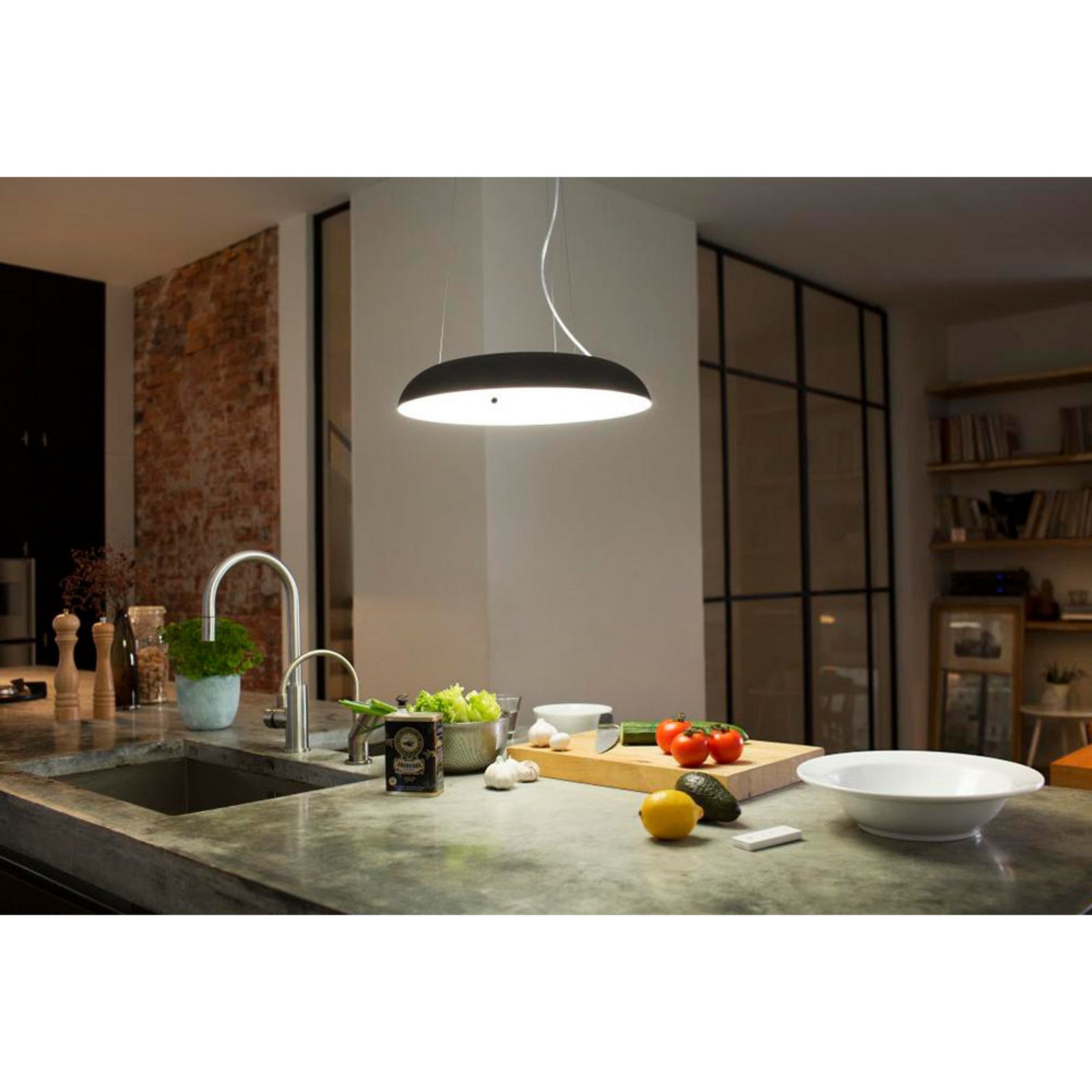 Amaze Lustră Pendul White Amb. Black - Philips Hue