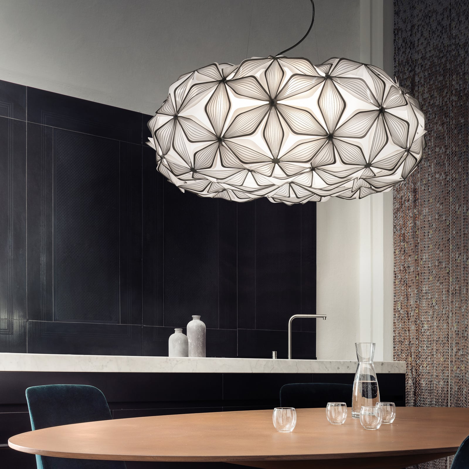 Závesné svietidlo C'EST LA VIE, čierna/kábel čierny, Ø 70 cm