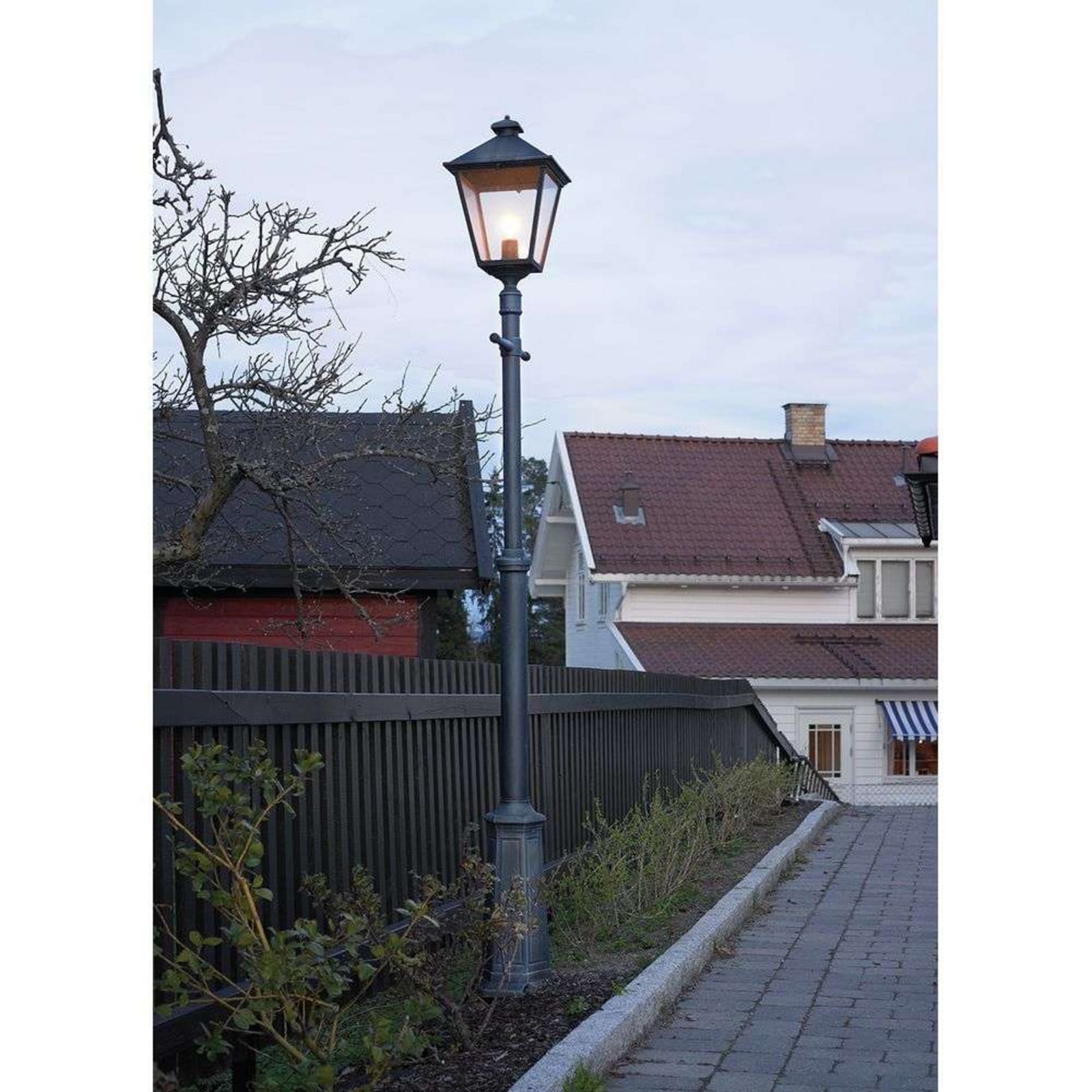 London 1 Udendørs Parklampe m/Markfæste Sort Norlys - Terrasse - Aluminium