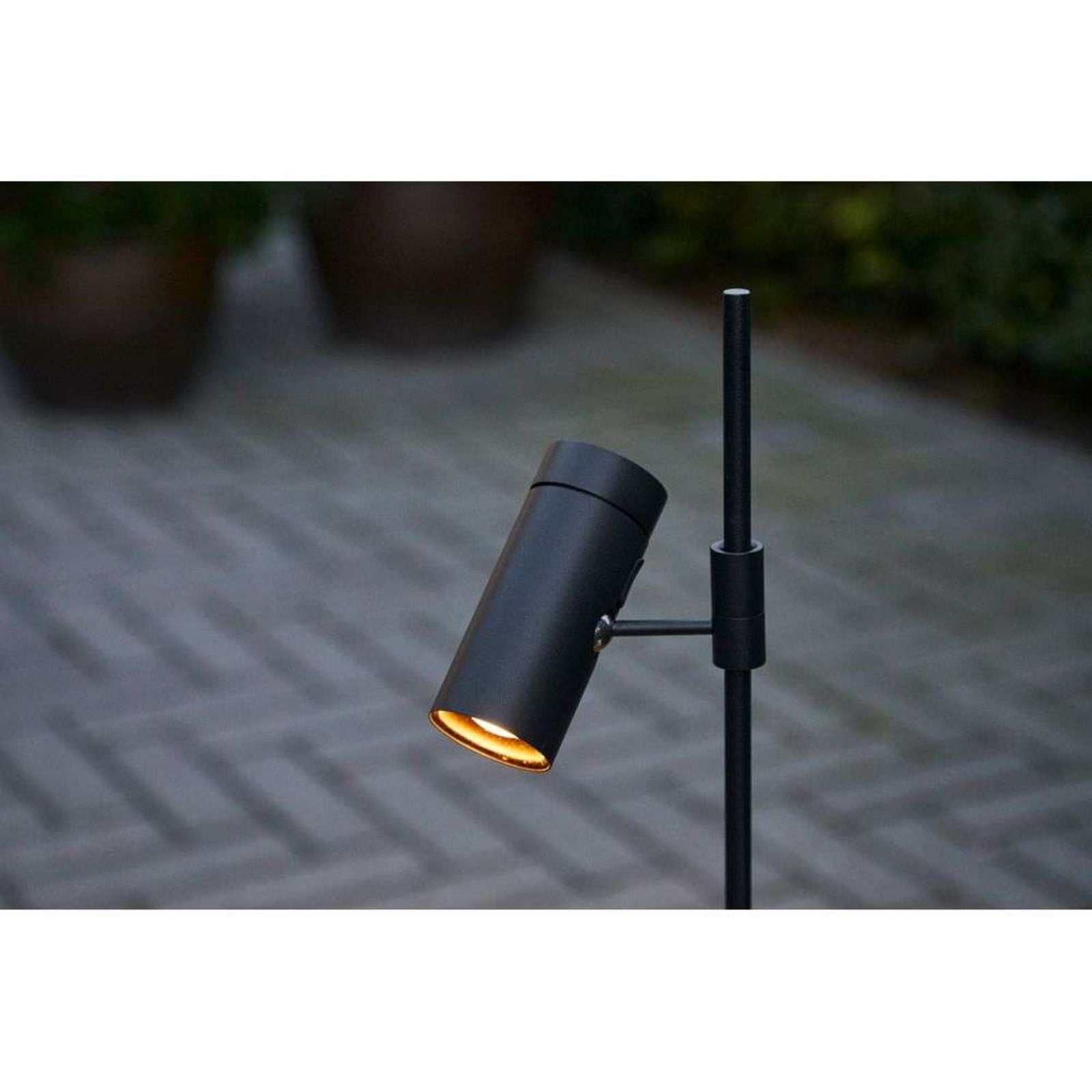 Sia Click Spot Black LOOM DESIGN - Stue - Aluminium
