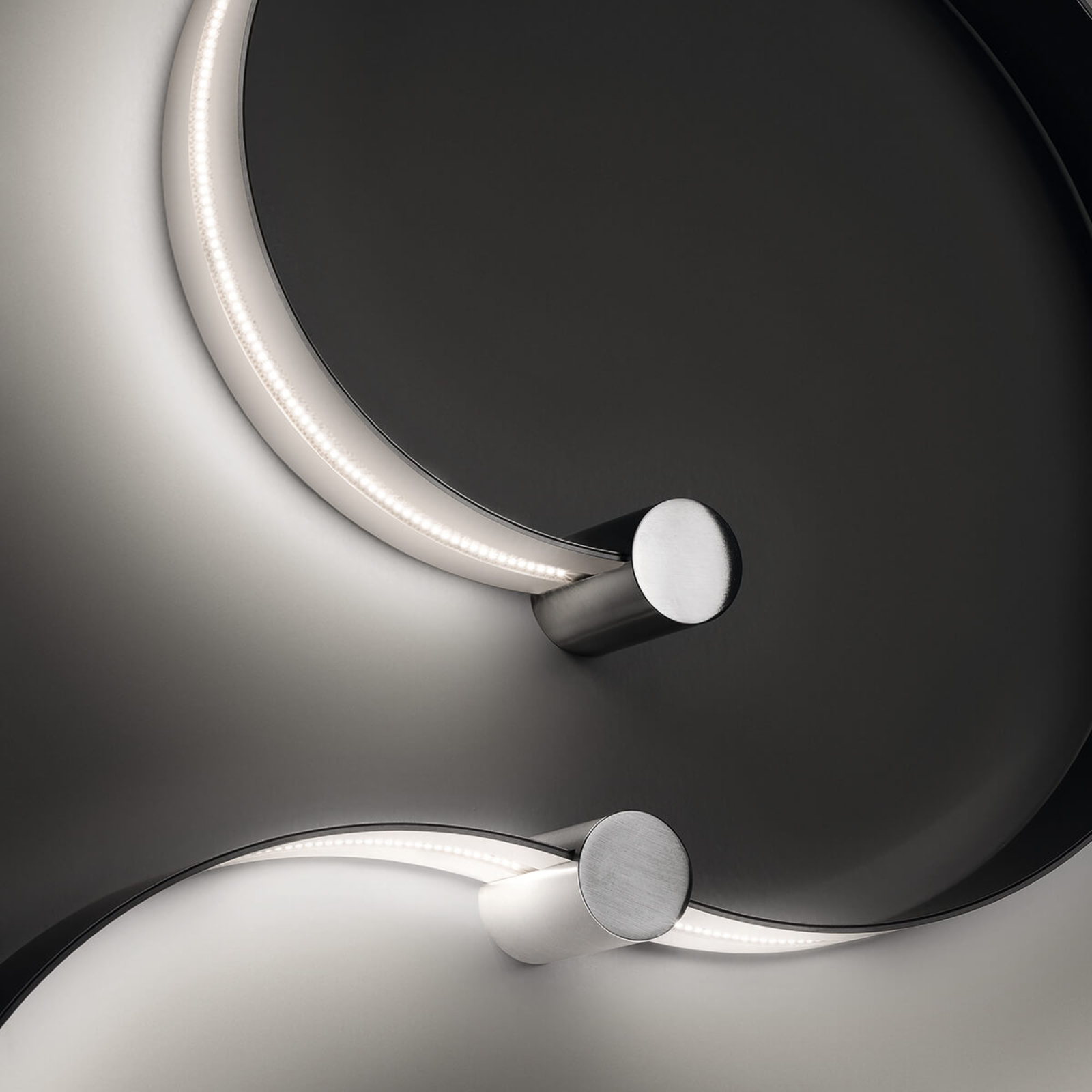 Cini & Nils Cini&Nils FormaLa2 flexible LED wall light 2,700 K, for Hallway, steel, 24 W, energy efficiency: A+, W: 239 cm, H: 4 cm