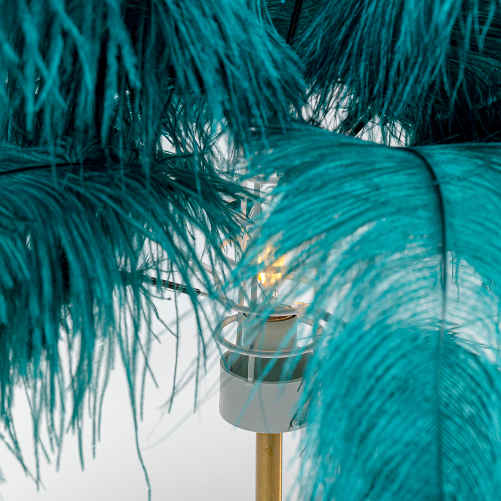 KARE Feather Palm bordslampa med fjädrar, grön