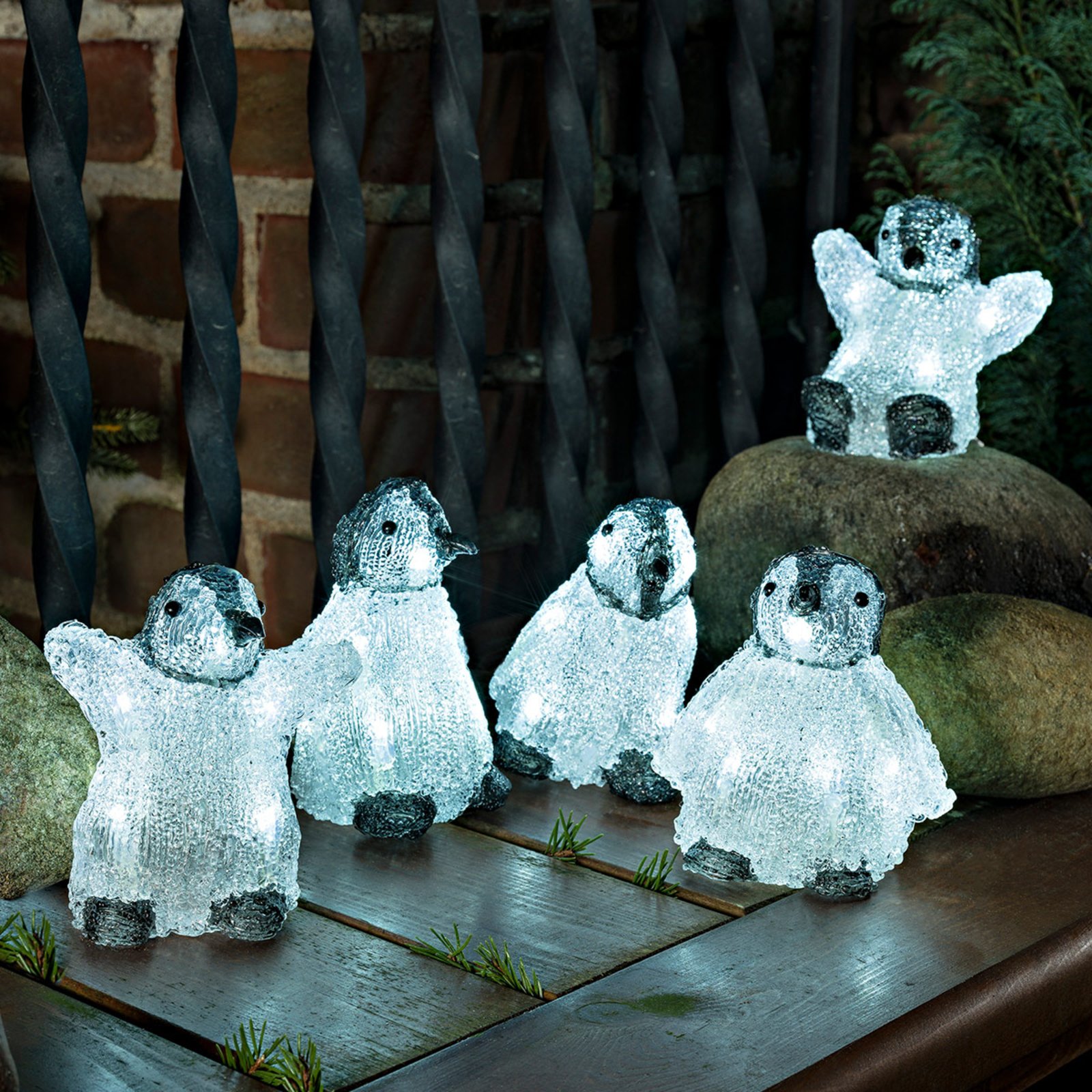 Fünferset LED-Acryl-Leuchtfiguren Babypinguine