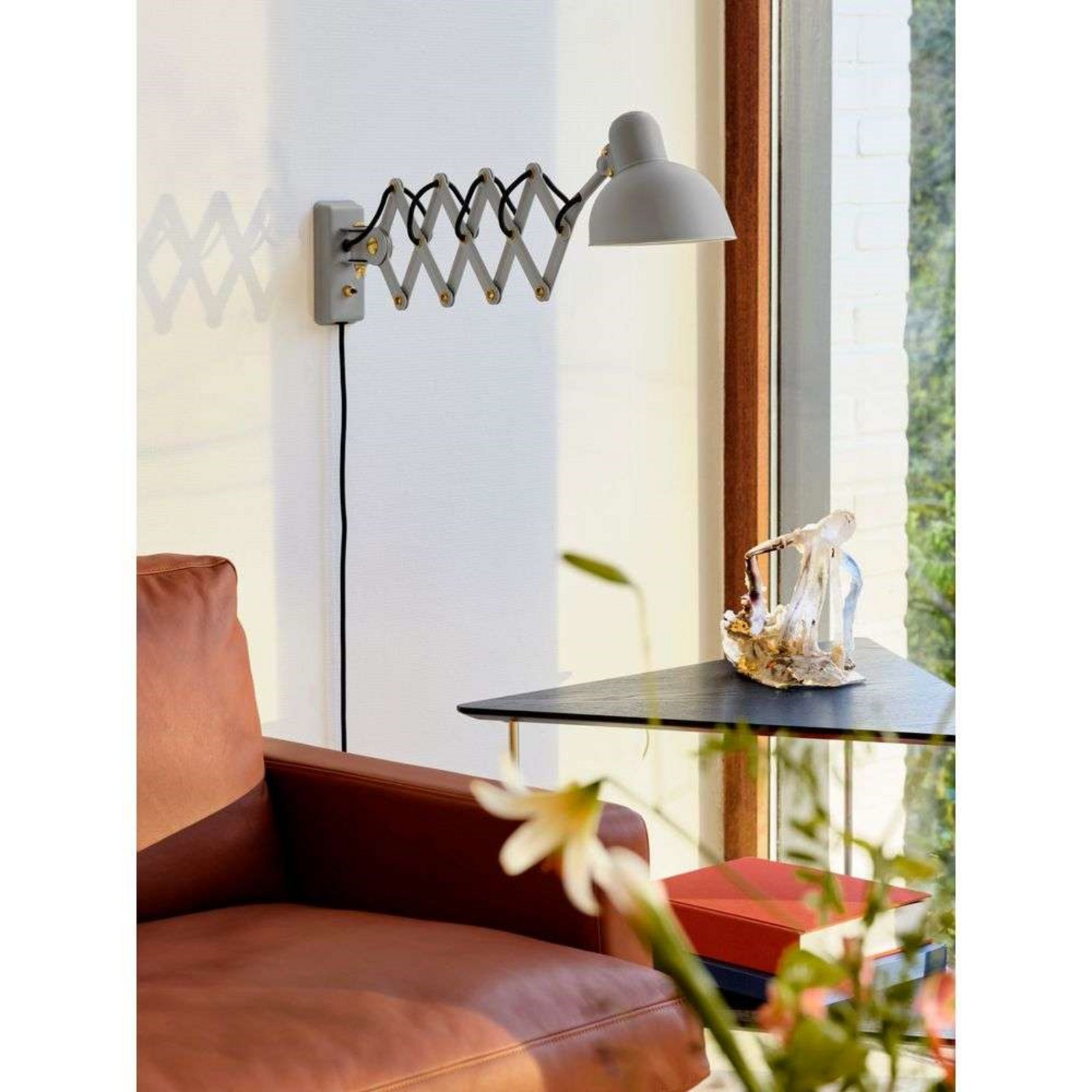 KAISER idell™ 6718-W Wall/Scissor Lamp Matt Easy Grey - Fritz Hansen