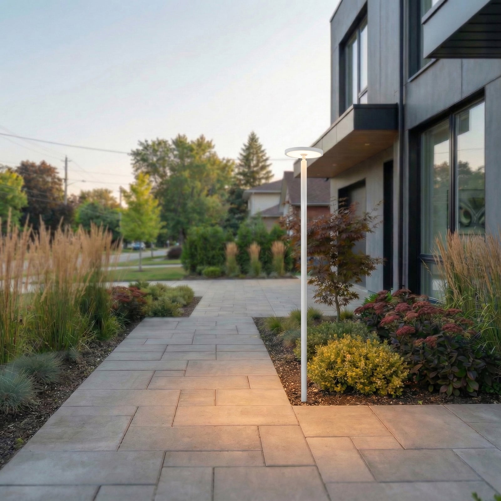 Akito LED-Außenleuchte, 260 cm, weiß, Aluminium, IP54 - Lucande