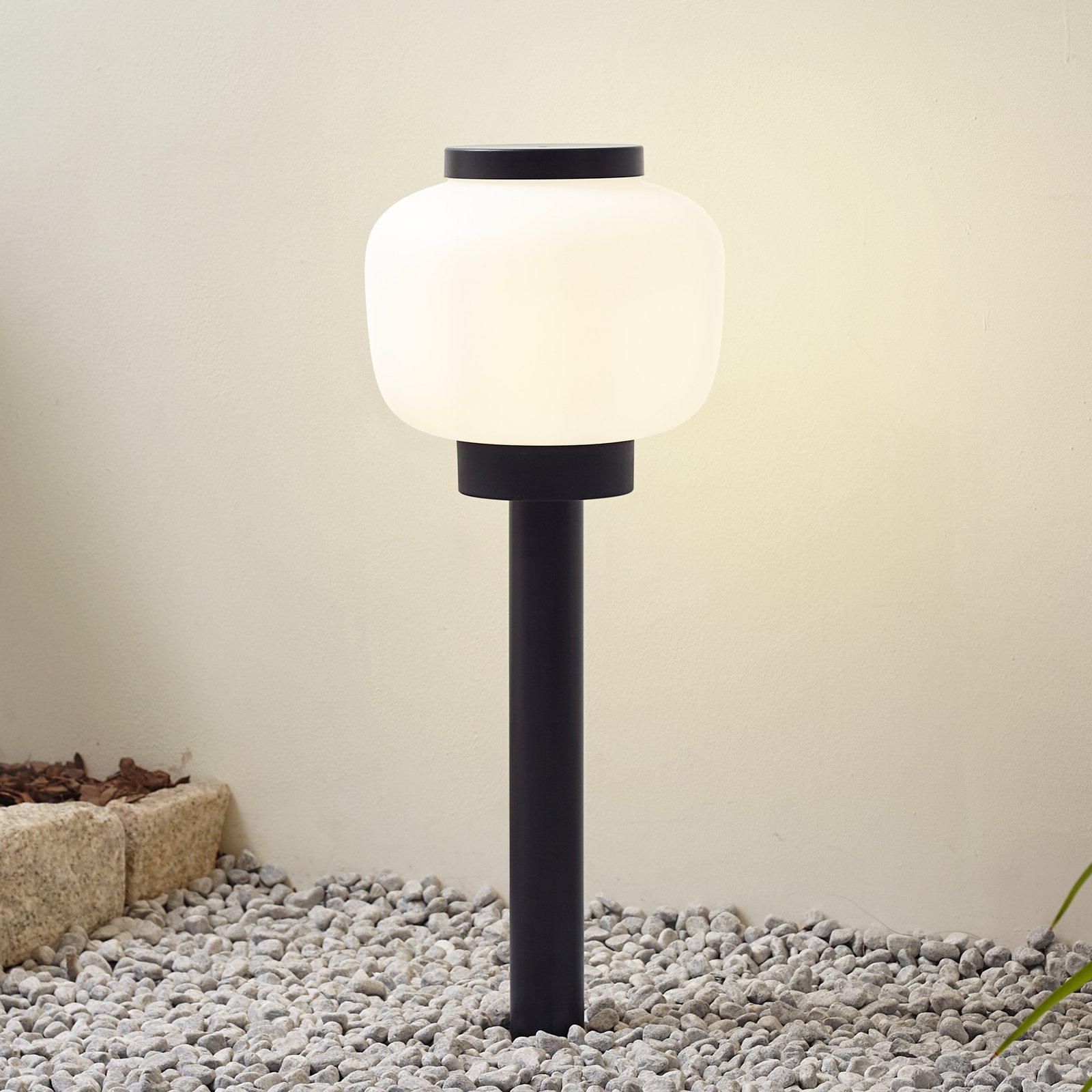 Lindby pillar light Orfeas, black/white, aluminium, Ø 24 cm