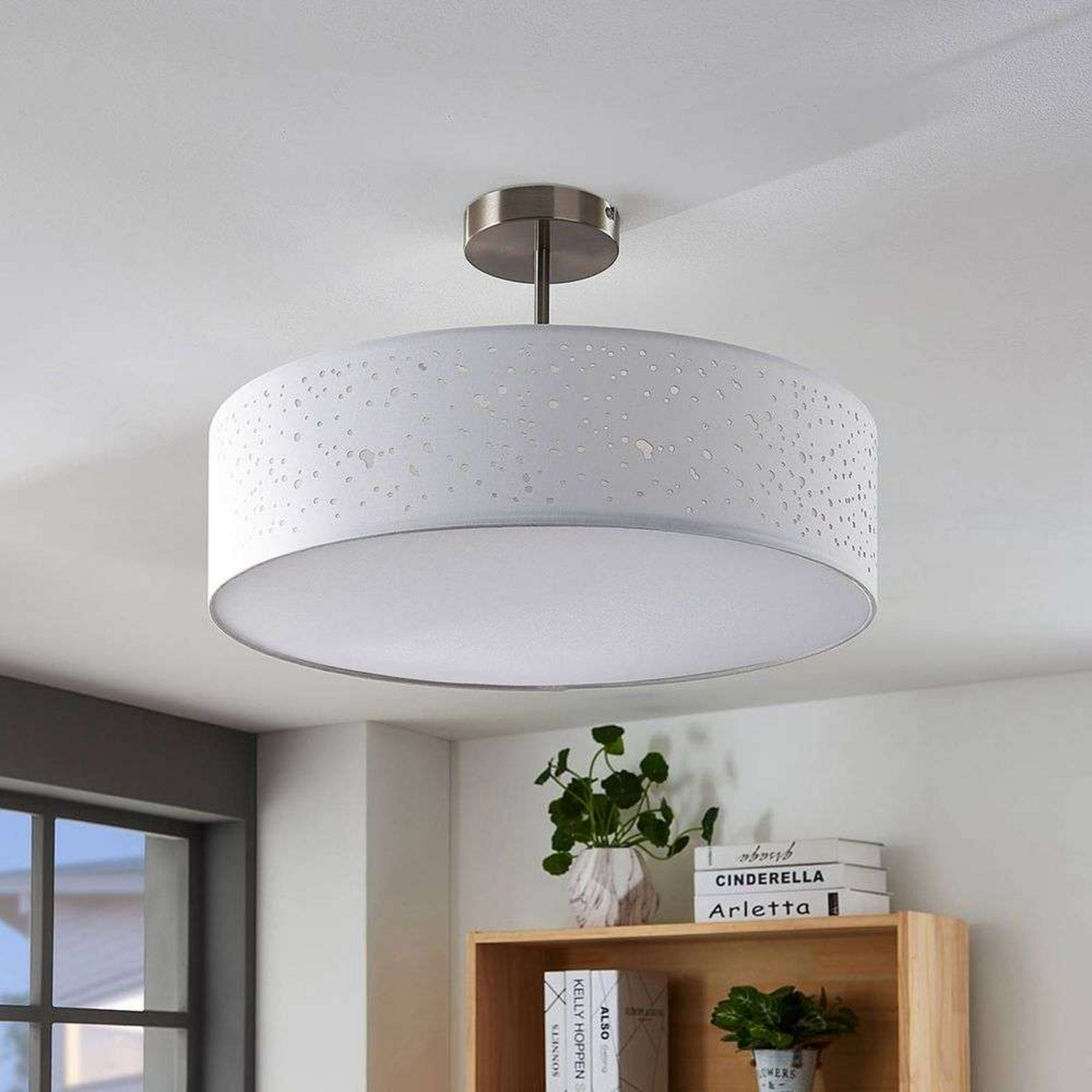 Umma Ceiling Lamp H30 White/Satin Nickel - Lindby