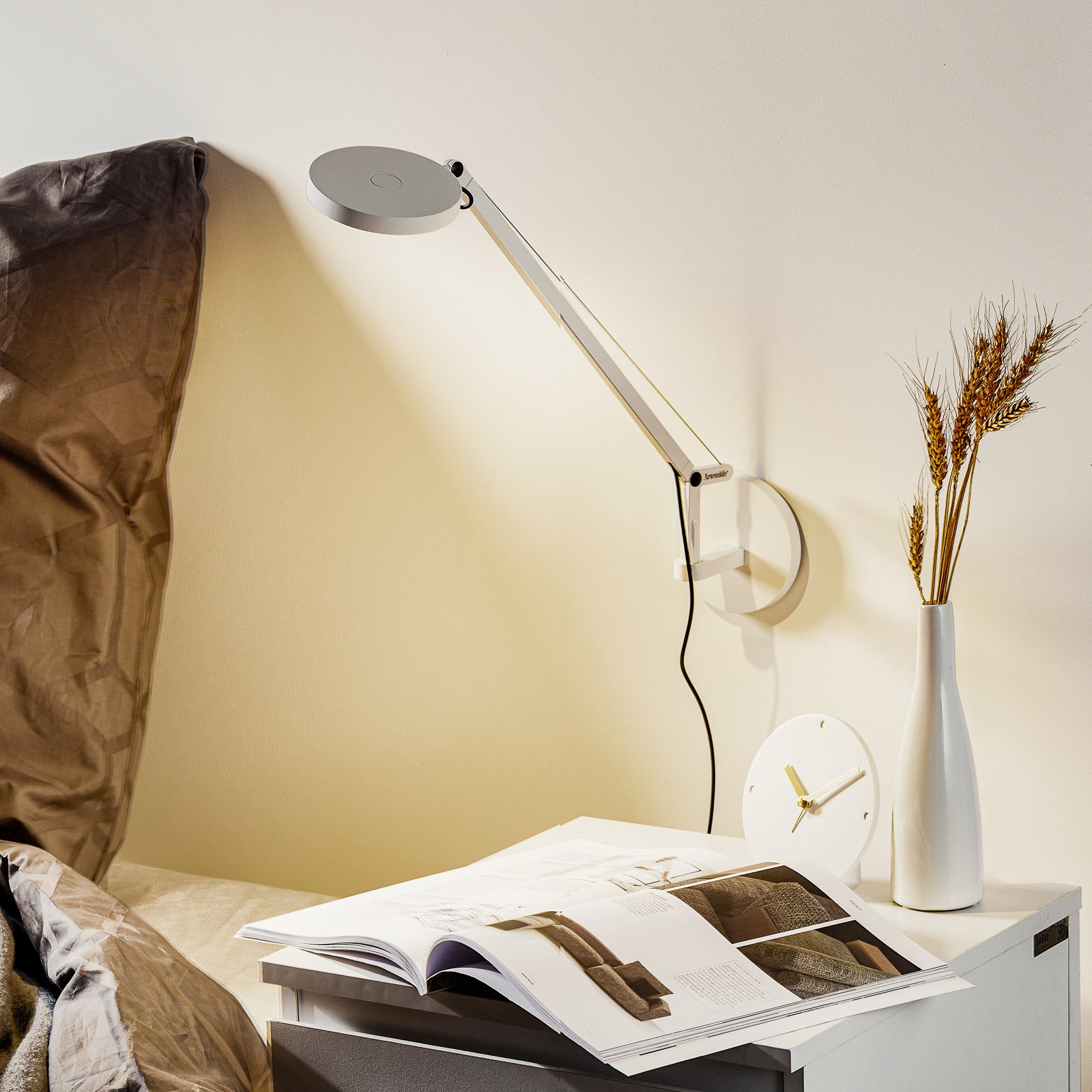 Demetra Micro W 2700K Seinävalaisin Valkoinen - Artemide