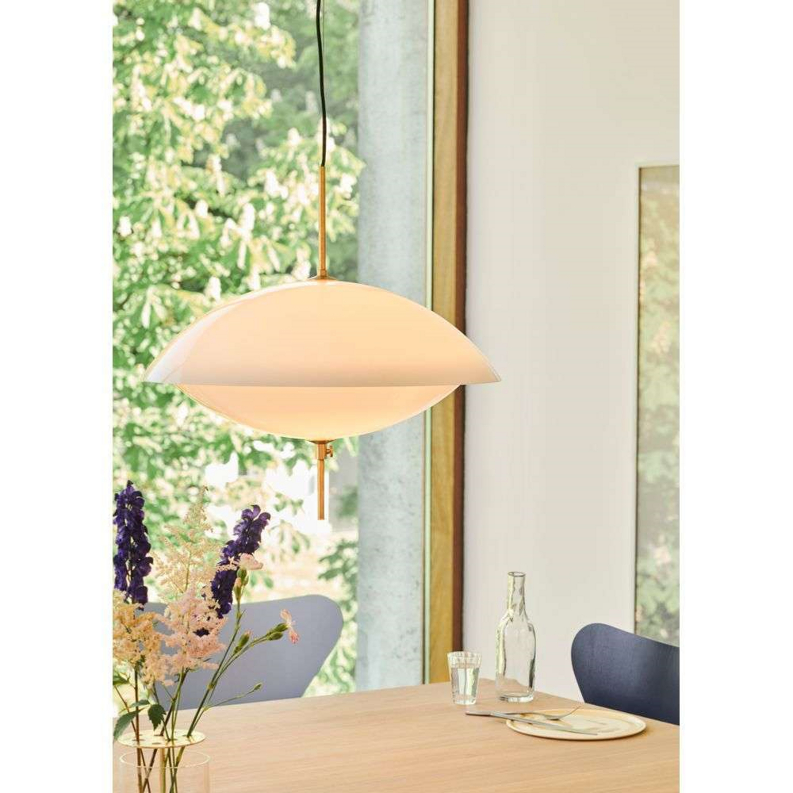 Clam Lampada a Sospensione Ø550 Opal/Brass - Fritz Hansen