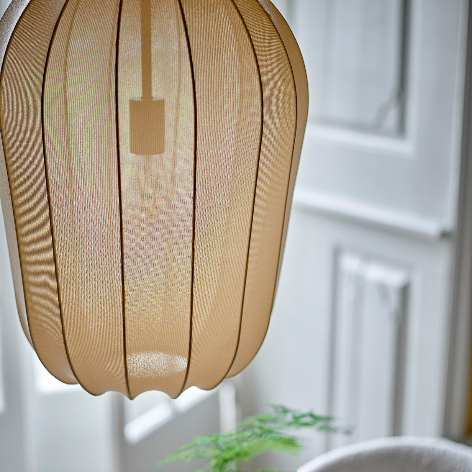 Suspension Naluna, crème, Ø 42 cm, tissu, E27 - Bloomingville
