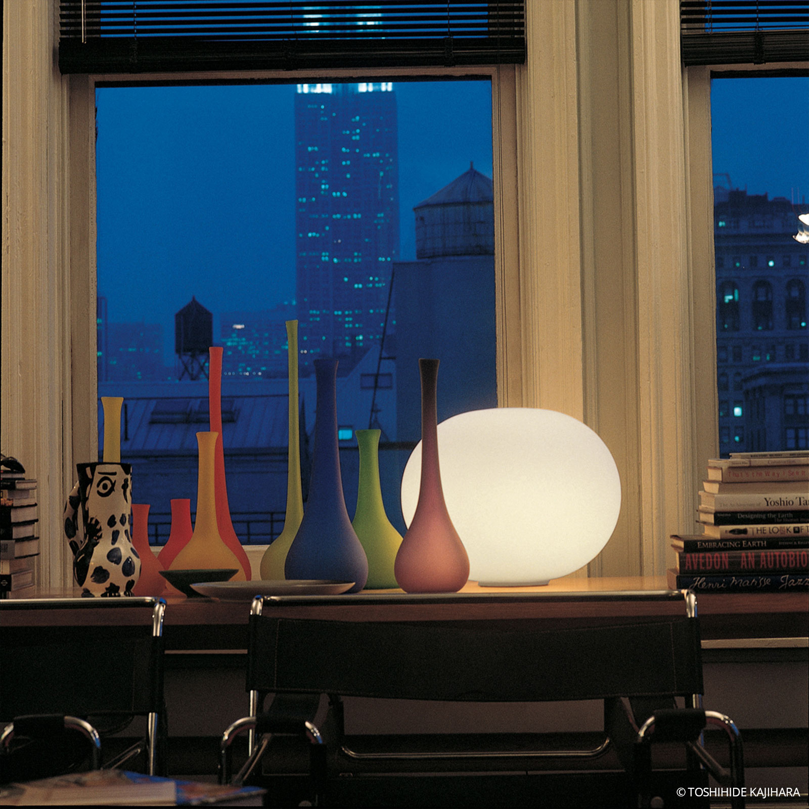 FLOS Glo-Ball - kerek asztali lámpa 45 cm